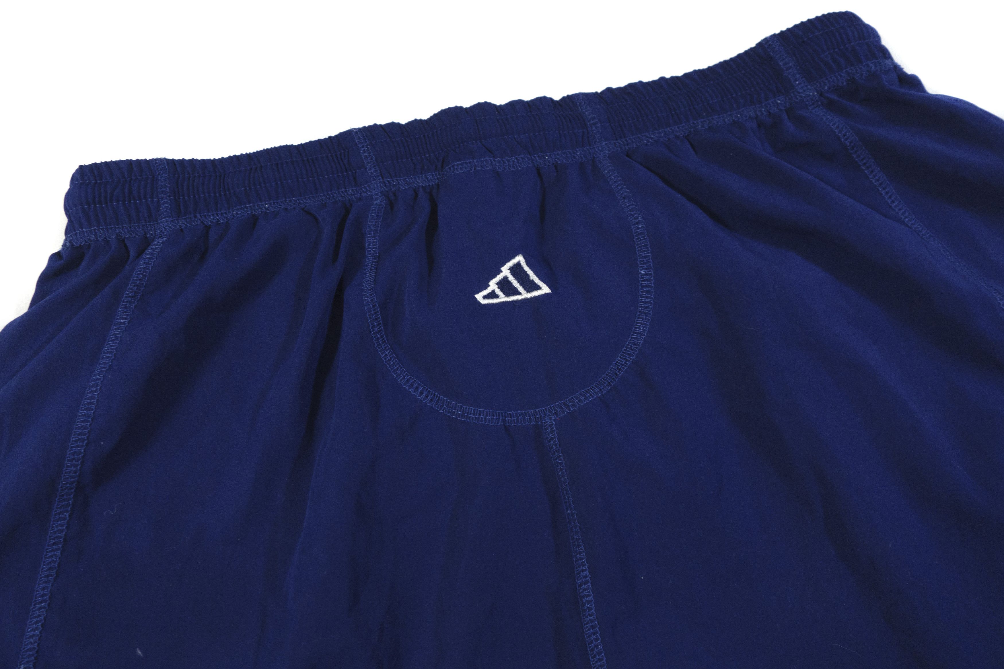 Adidas 90S Logo Sport Shorts Size US 34 / EU 50 - 4 Thumbnail