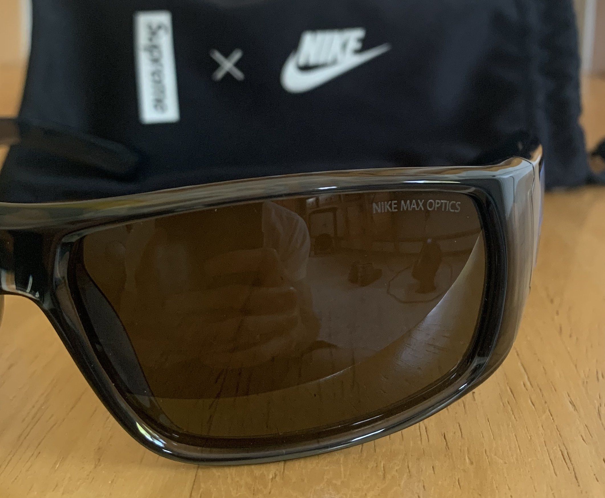 Nike × Supreme F/W 2019 Supreme x Nike Sunglasses + Dust-bag Size ONE SIZE - 7 Thumbnail