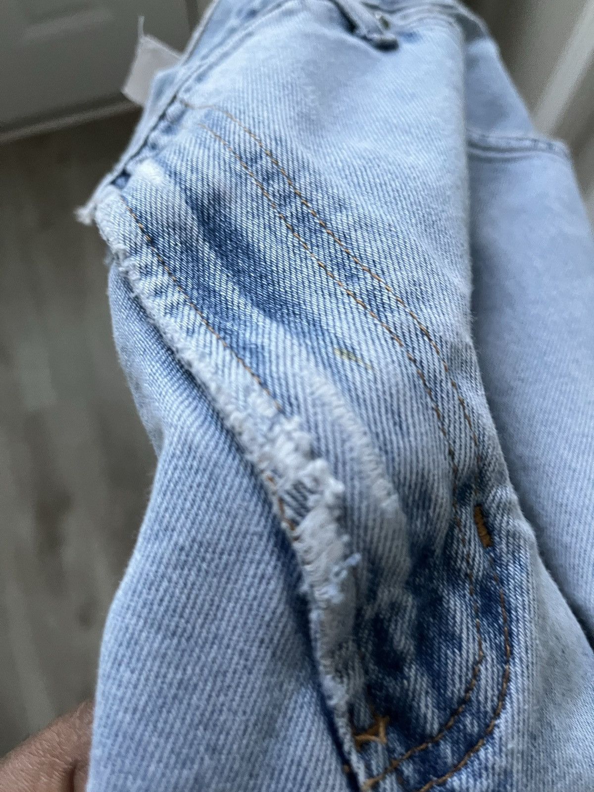 Old Navy Vintage Old Navy Light Wash Jeans Size US 36 / EU 52 - 17 Thumbnail