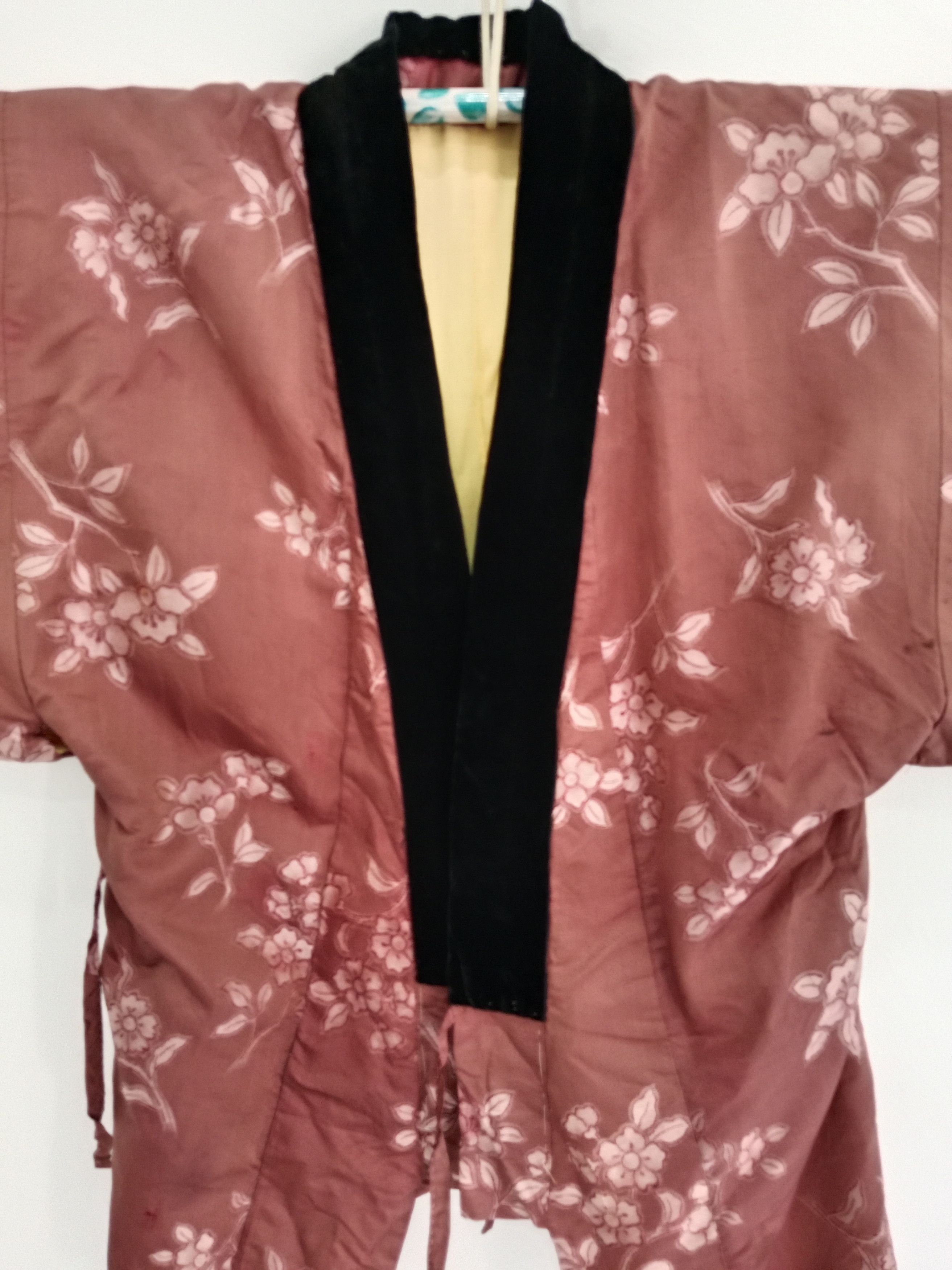 Japanese Brand Vintage Hanten Kimono Flower Motif Warm Wear Jacket Size US XL / EU 56 / 4 - 7 Thumbnail