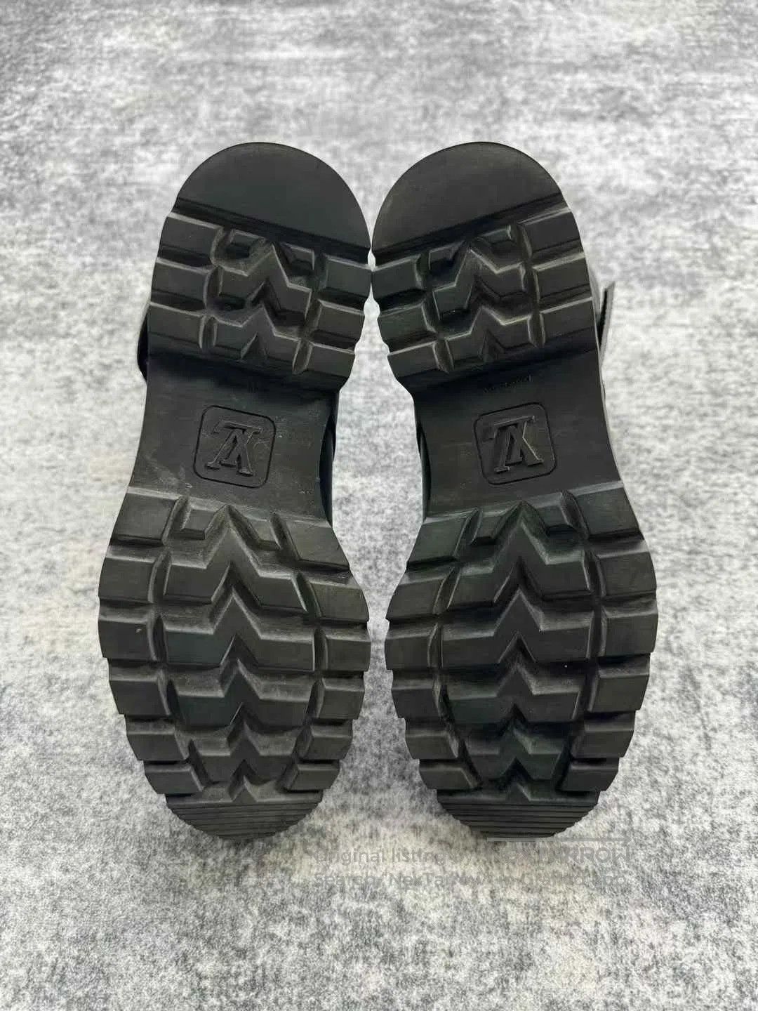Louis Vuitton Louis Vuitton Black Silver Logo Martin Boots. Size US 7.5 / IT 37.5 - 4 Thumbnail