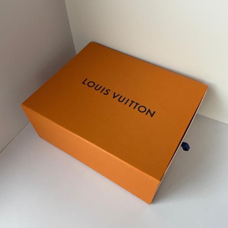 Louis Vuitton Louis Vuitton Yellow and White Low-Top Trainers -2505 Size US 5 / IT 35 - 7 Thumbnail