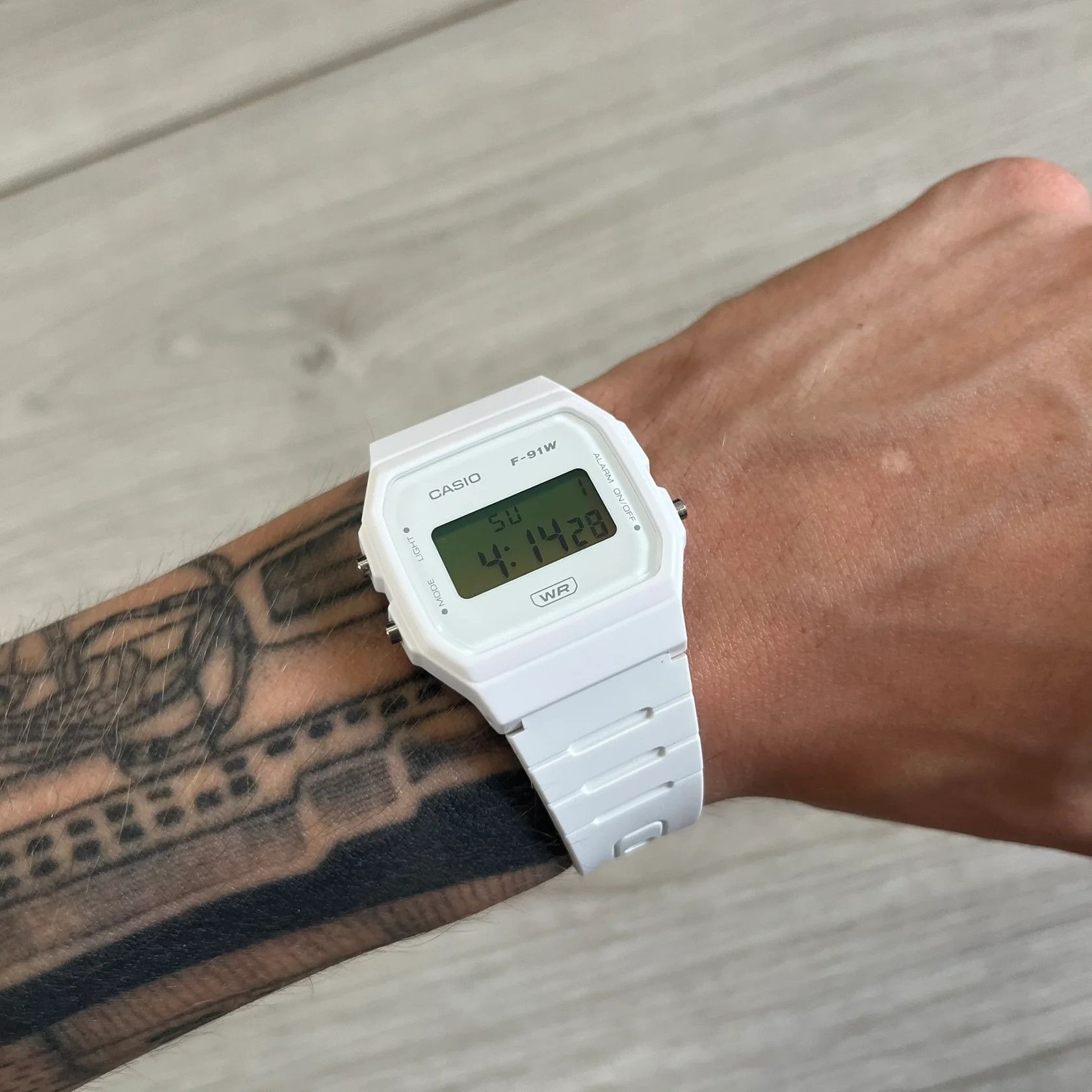 Casio Casio F-91W "Gold Opal" White & Opal Digital Watch Size ONE SIZE - 3 Thumbnail