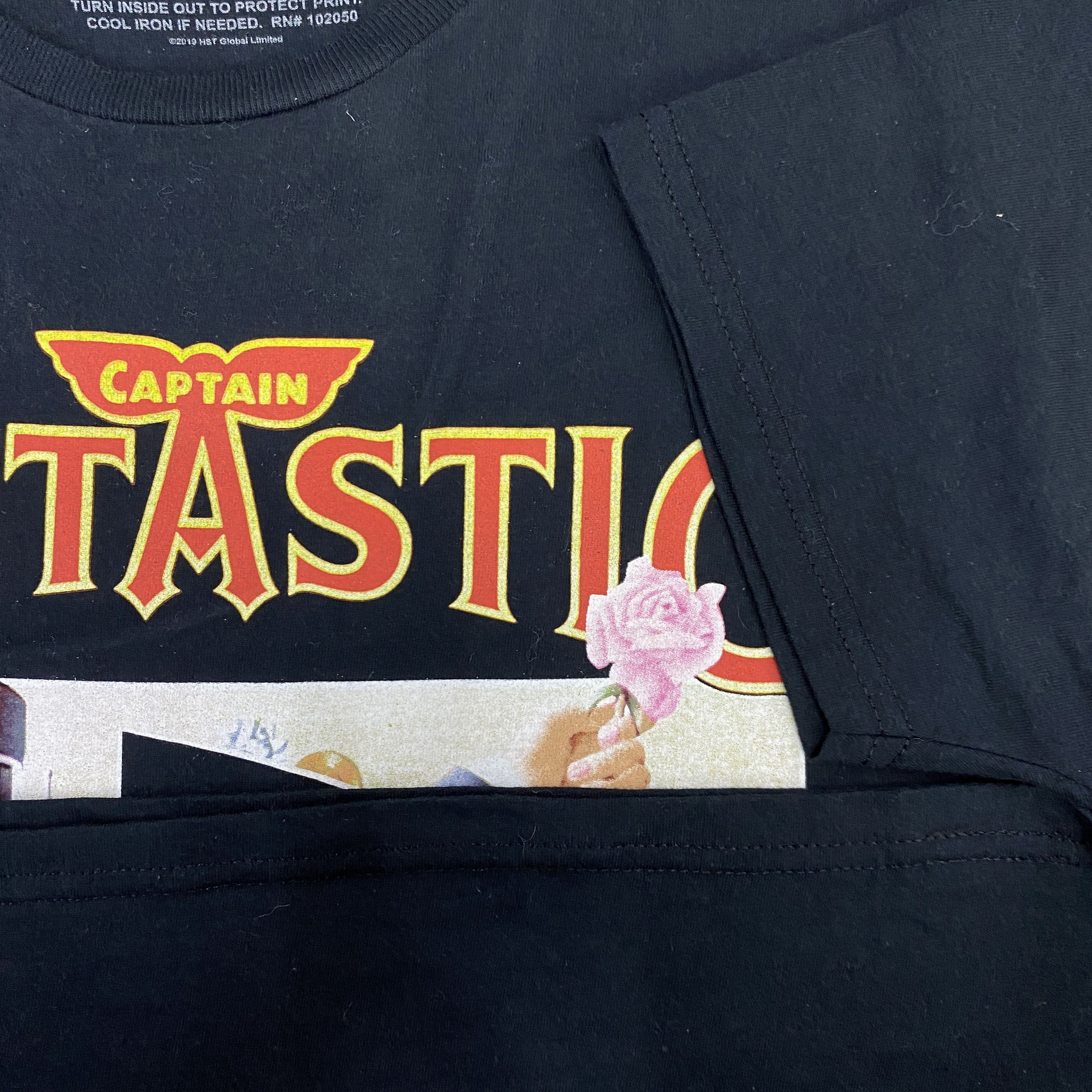 Band Tees Vintage Elton John Rocketman Circle Point T-Shirt - H100 Size US M / EU 48-50 / 2 - 4 Thumbnail