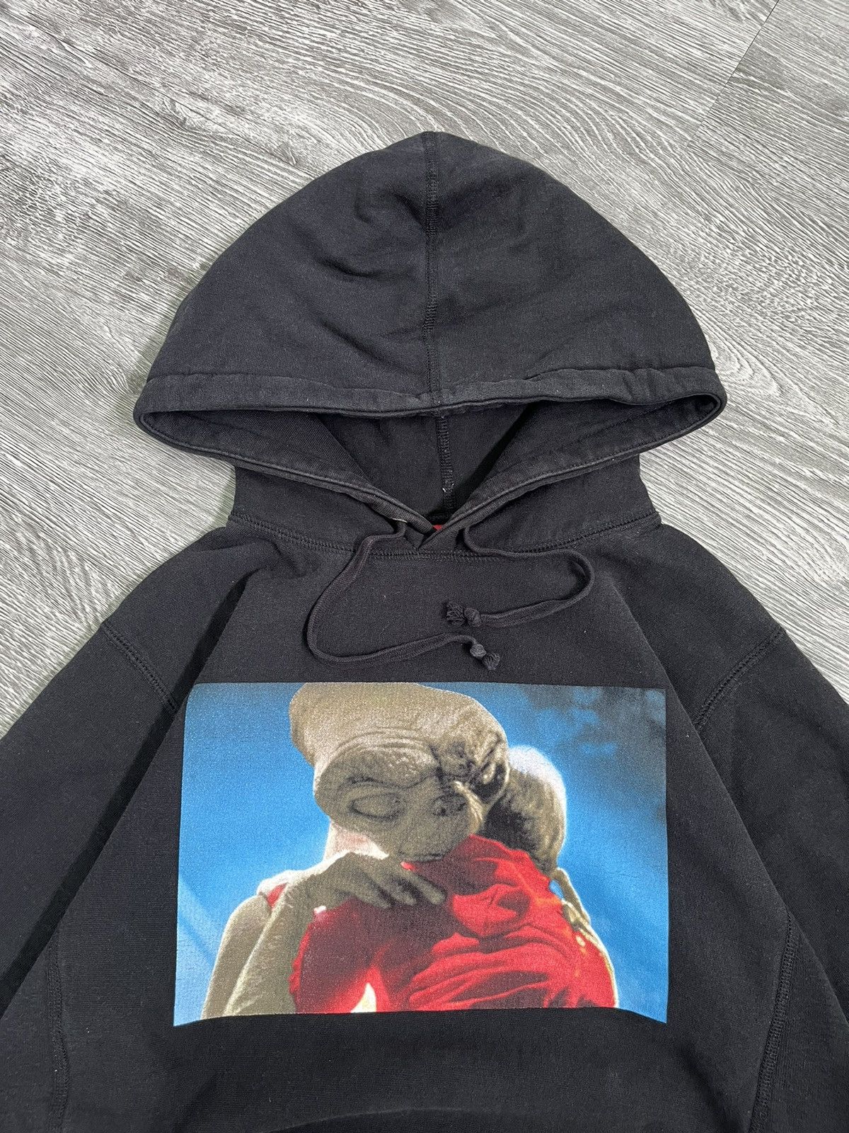 Supreme × Vintage Supreme E.T (Extra Teresstria) Hoodie FW15 Size US M / EU 48-50 / 2 - 2 Thumbnail