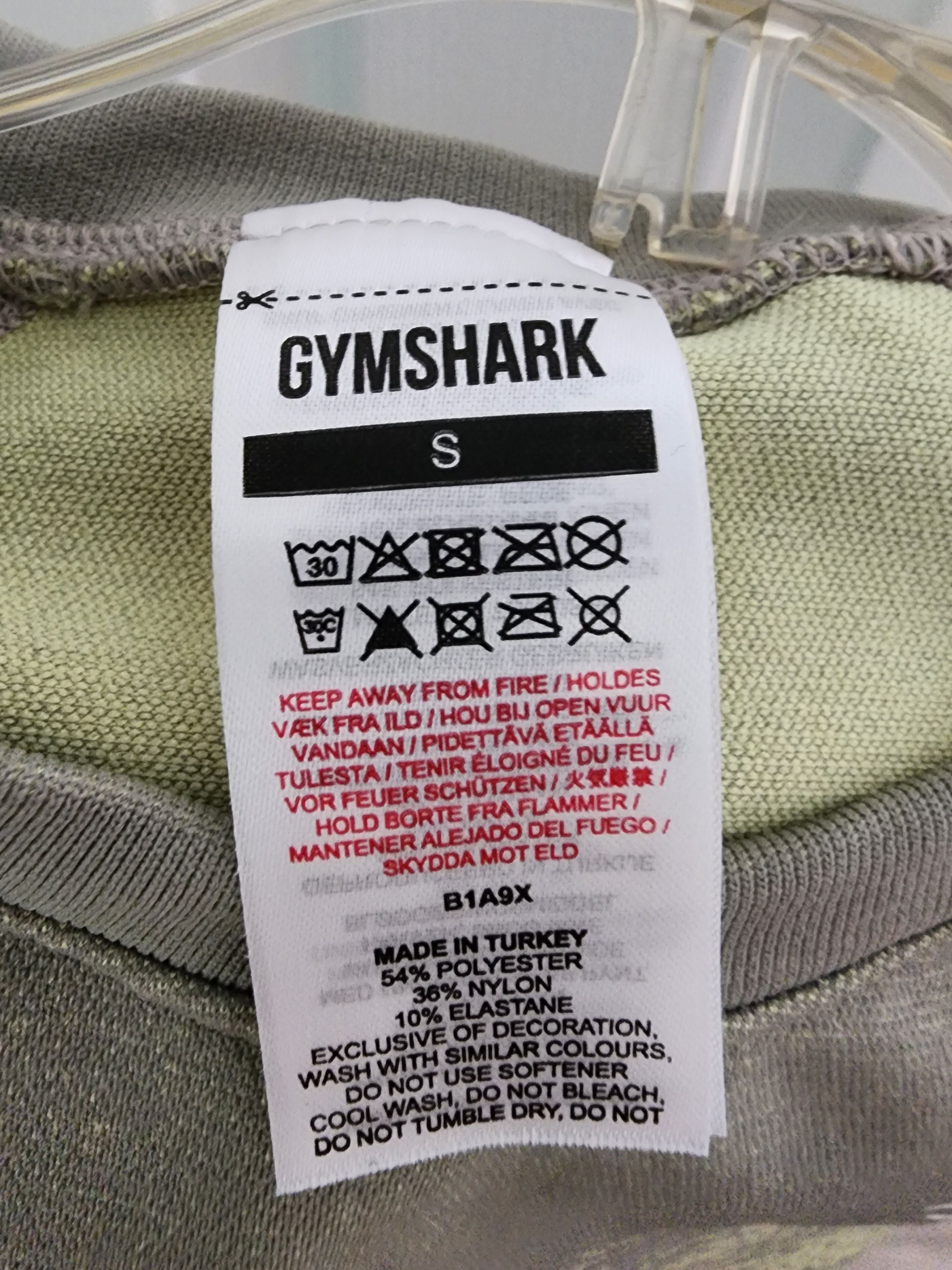Gymshark Gymshark Adapt Ombre Crop Top Green B1A9X Size Small Size S / US 4 / IT 40 - 3 Thumbnail