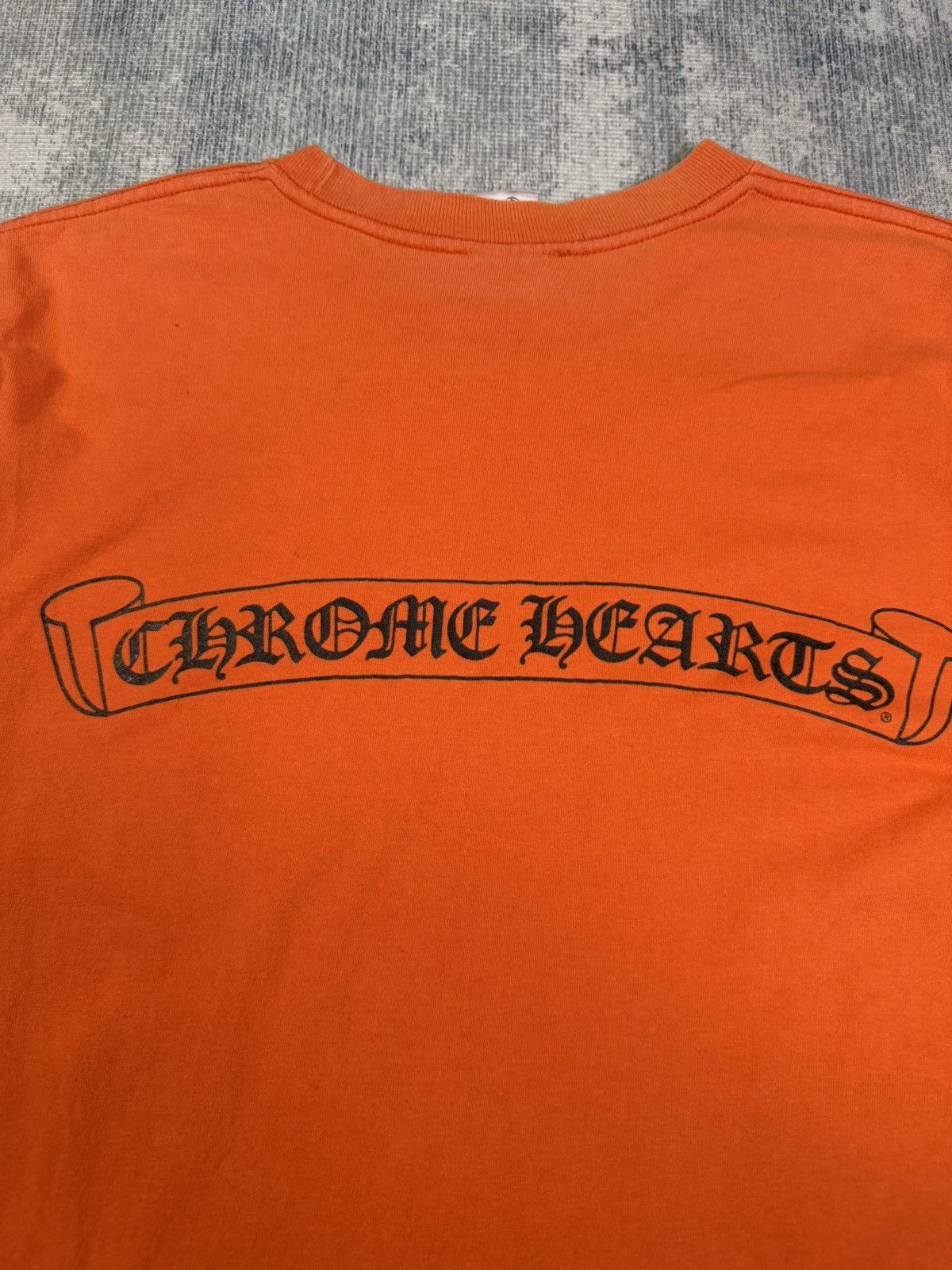 Chrome Hearts Vintage! Orange Scroll Script Pocket tee Size US M / EU 48-50 / 2 - 5 Thumbnail