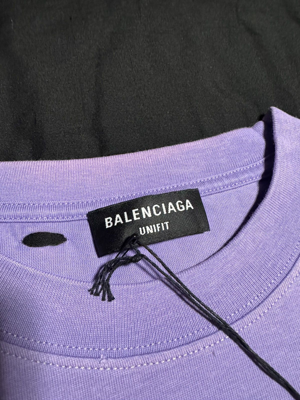 Balenciaga Balenciaga oversized distressed tee Size US XXL / EU 58 / 5 - 2 Thumbnail