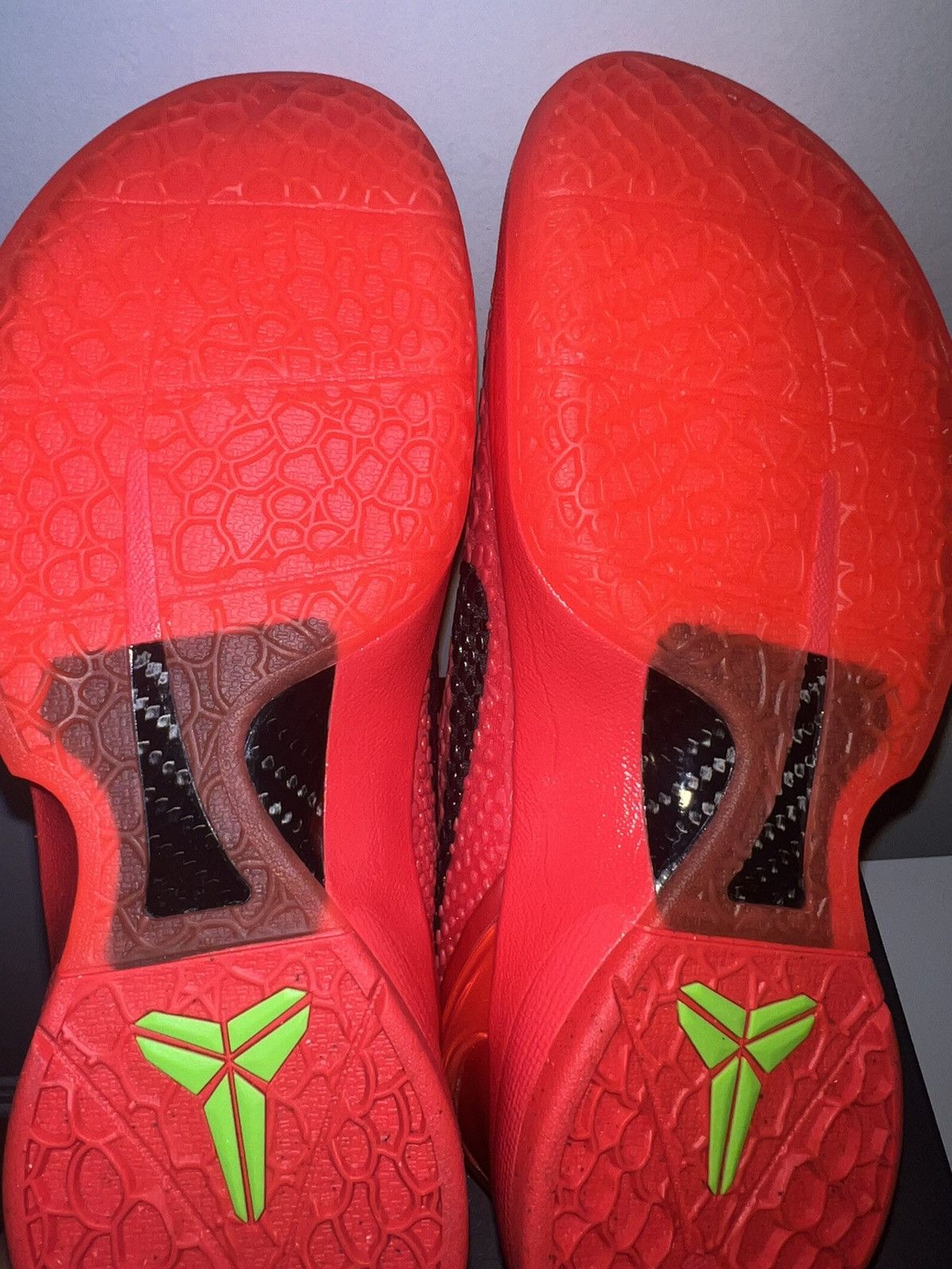 Nike Nike Kobe 6 Protro “Reverse Grinch” Size US 9 / EU 42 - 2 Thumbnail