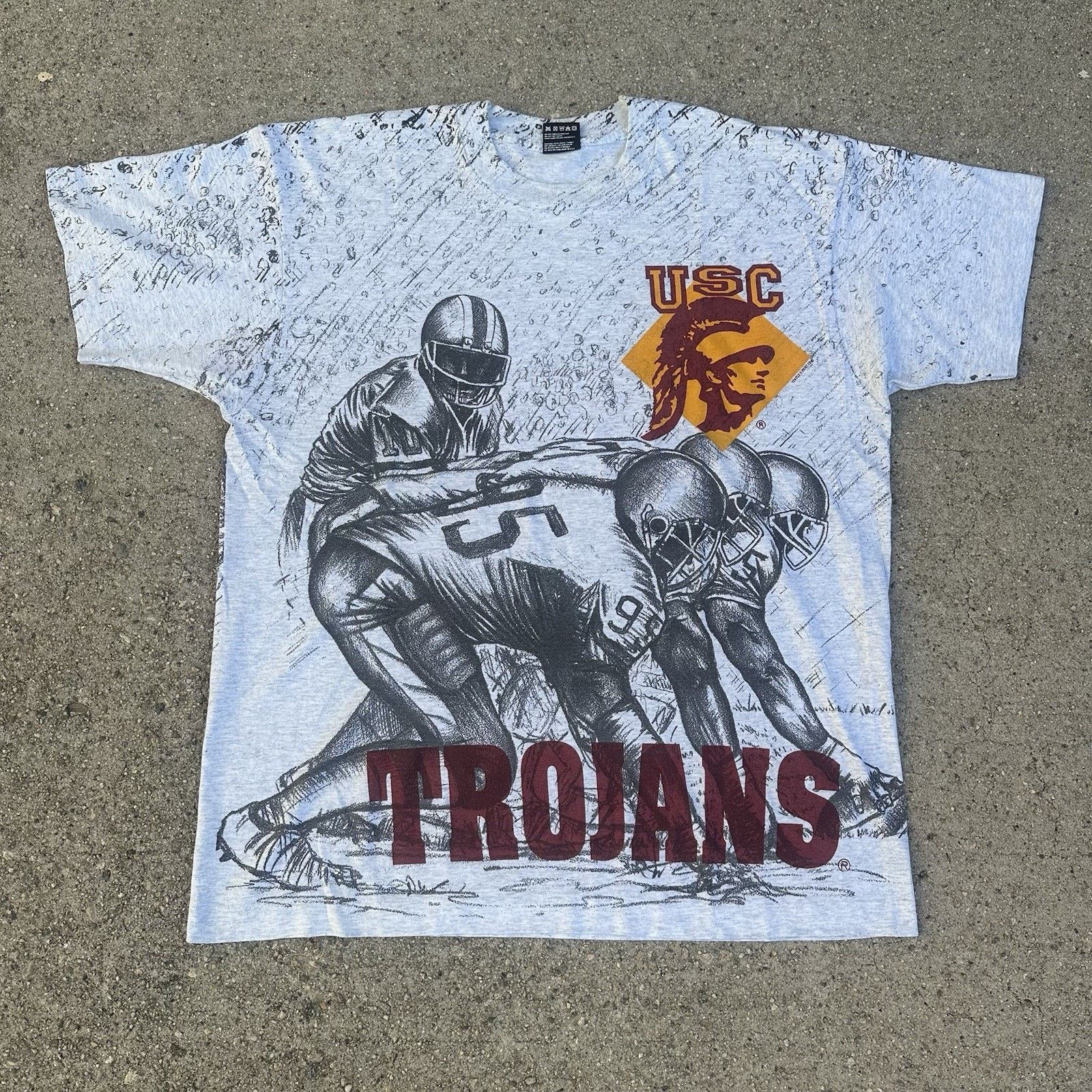 NCAA × Vintage Vintage 90s USC Trojans Football AOP All Over Print T-Shirt Size US XL / EU 56 / 4 - 1 Thumbnail
