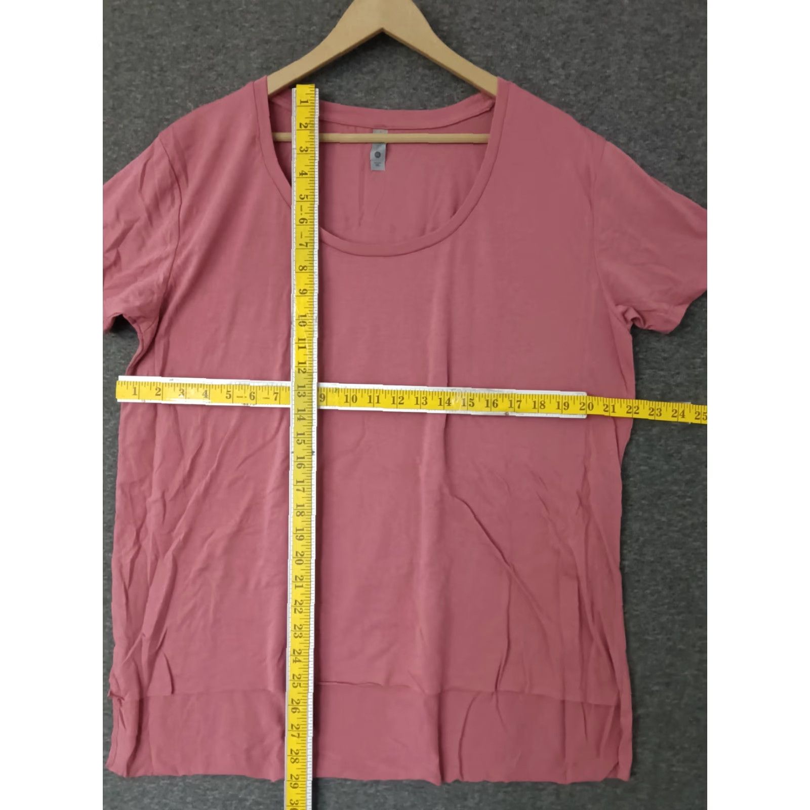 Next Level Next Level Tunic Shirt Women’s 3-Pack Short Sleeve Pink XXL T-Shirt Casual Blank Cotton Blend Round Neck Women’s Shirt Size XXL / US 16-18 / IT 52-54 - 4 Thumbnail