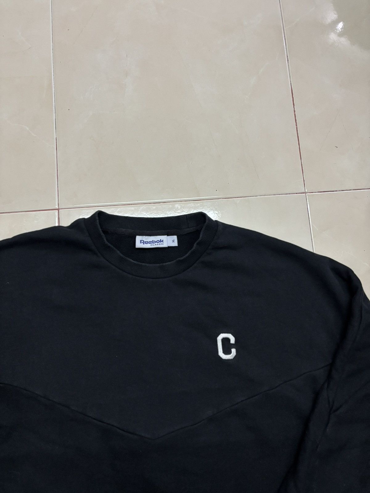 Reebok SWEATSHIRT REEBOK FEAT CONERNAT Size US L / EU 52-54 / 3 - 2 Thumbnail
