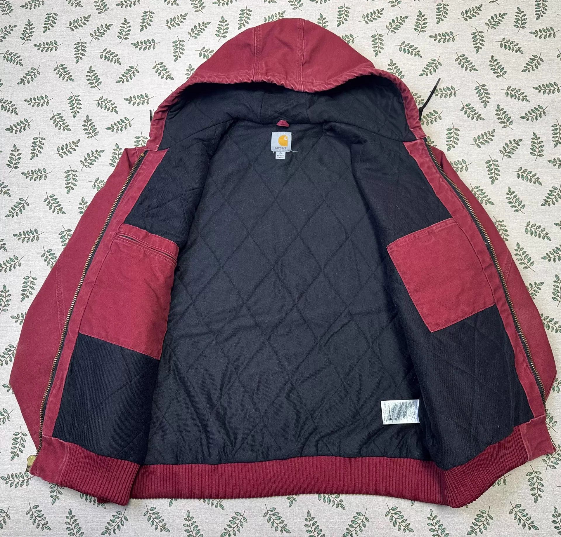 Carhartt Vintage Carhartt J130 DKR Red XL Hooded Work Jacket Size US XL / EU 56 / 4 - 4 Thumbnail