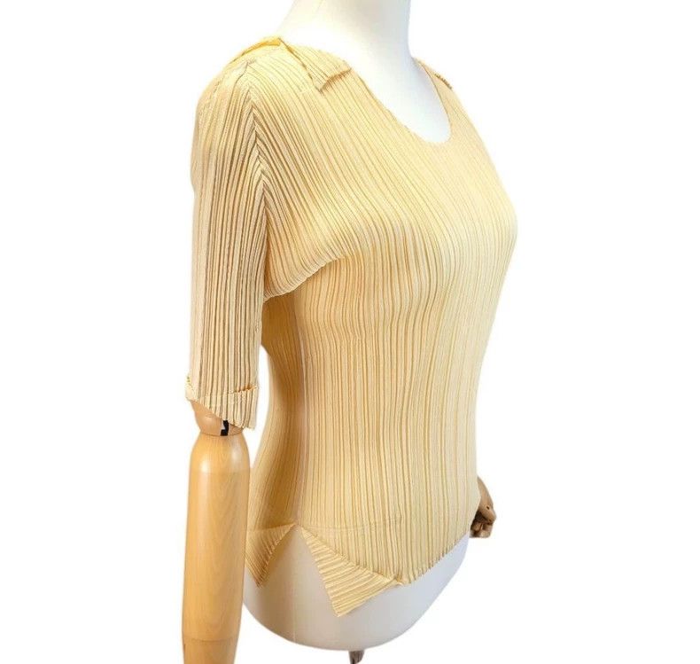 Issey Miyake issey miyake size:3 Light apricot top Size XXS / US 00 / IT 34 - 4 Thumbnail