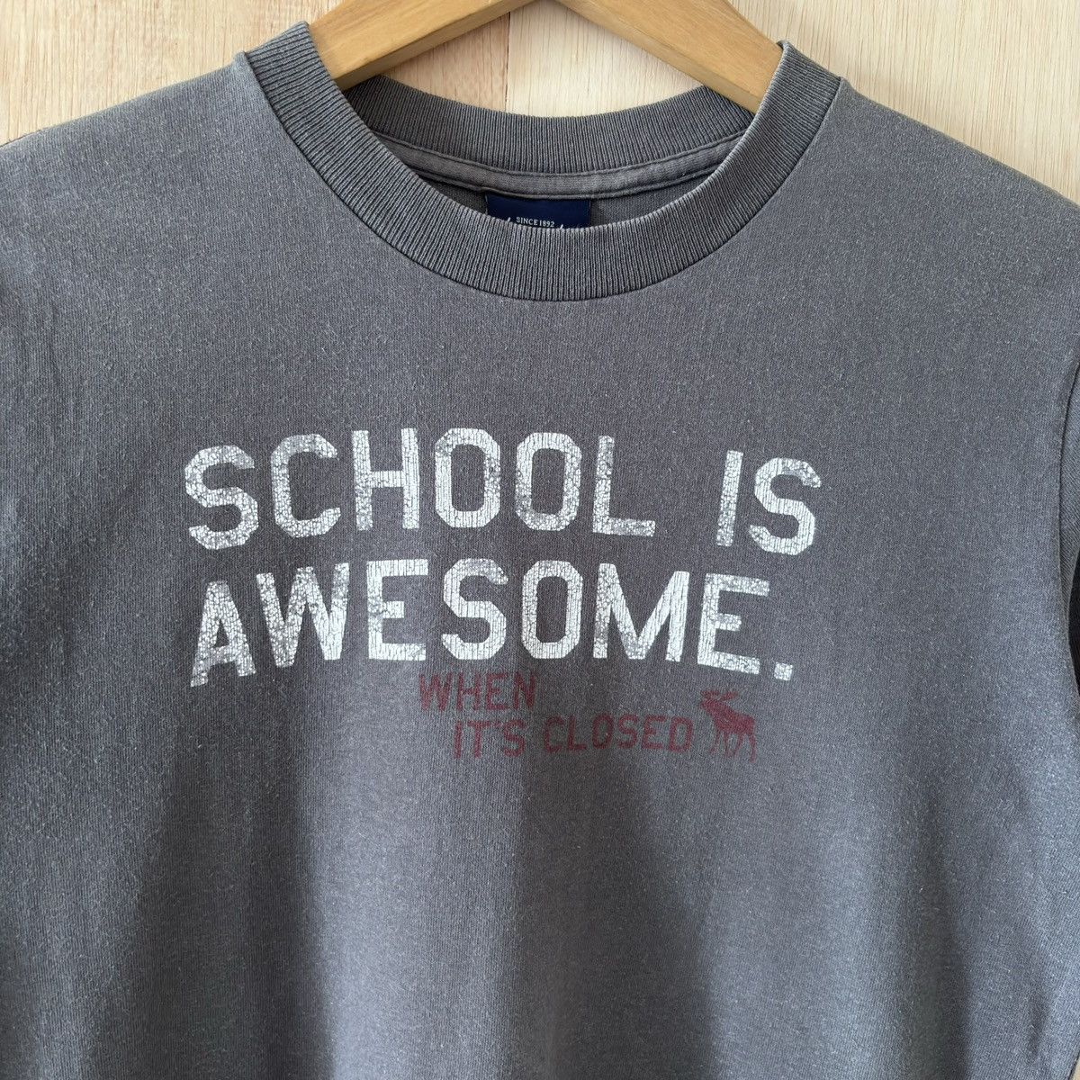 Abercrombie & Fitch Y2K Abercrombie School is Awesome When It's Close Quotes Size US M / EU 48-50 / 2 - 2 Thumbnail