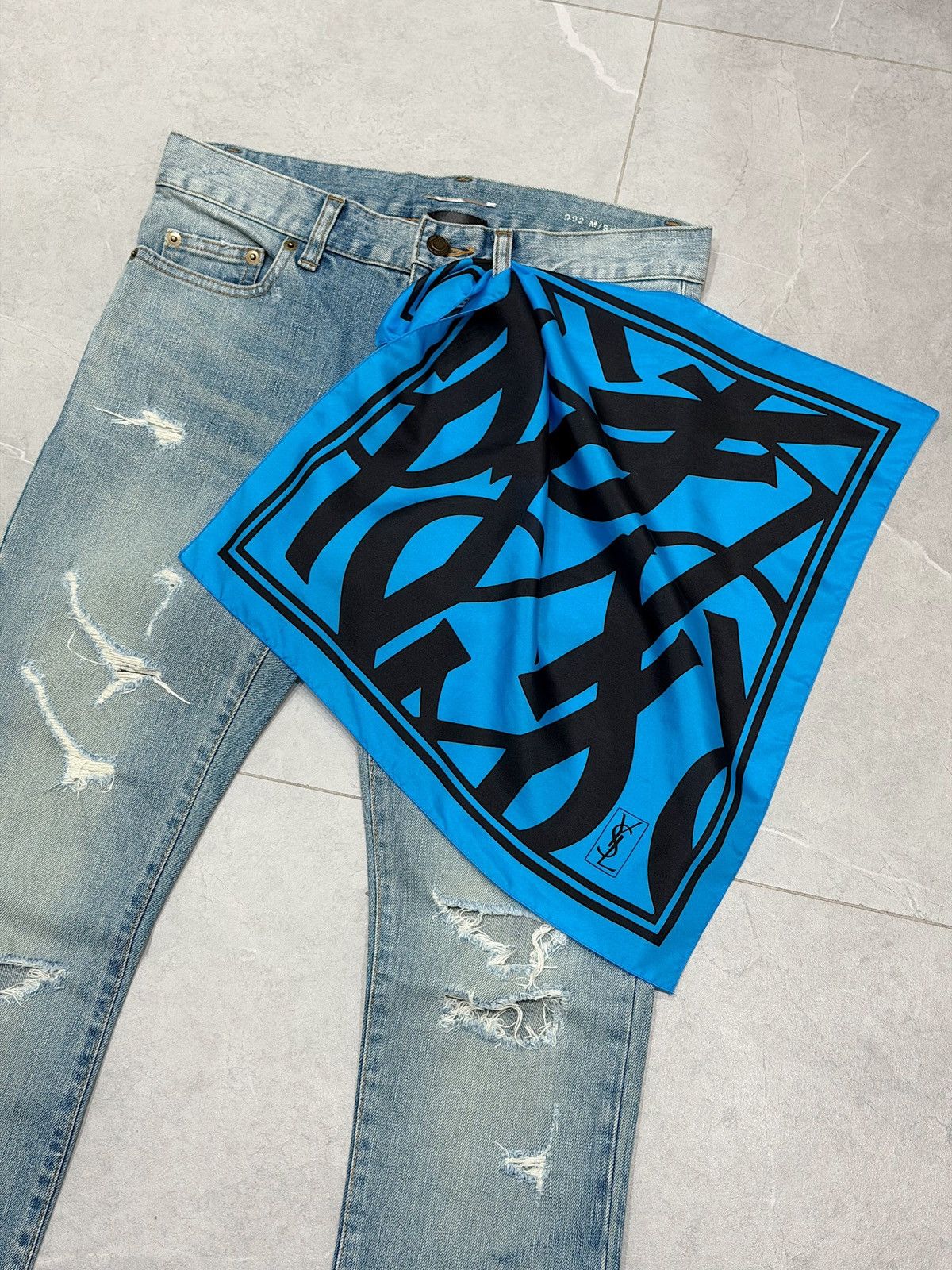 Saint Laurent Paris SAINT LAURENT Tom Ford 2002 Silk Bandana Logo Scarf Hedi ysl Size ONE SIZE - 1 Thumbnail