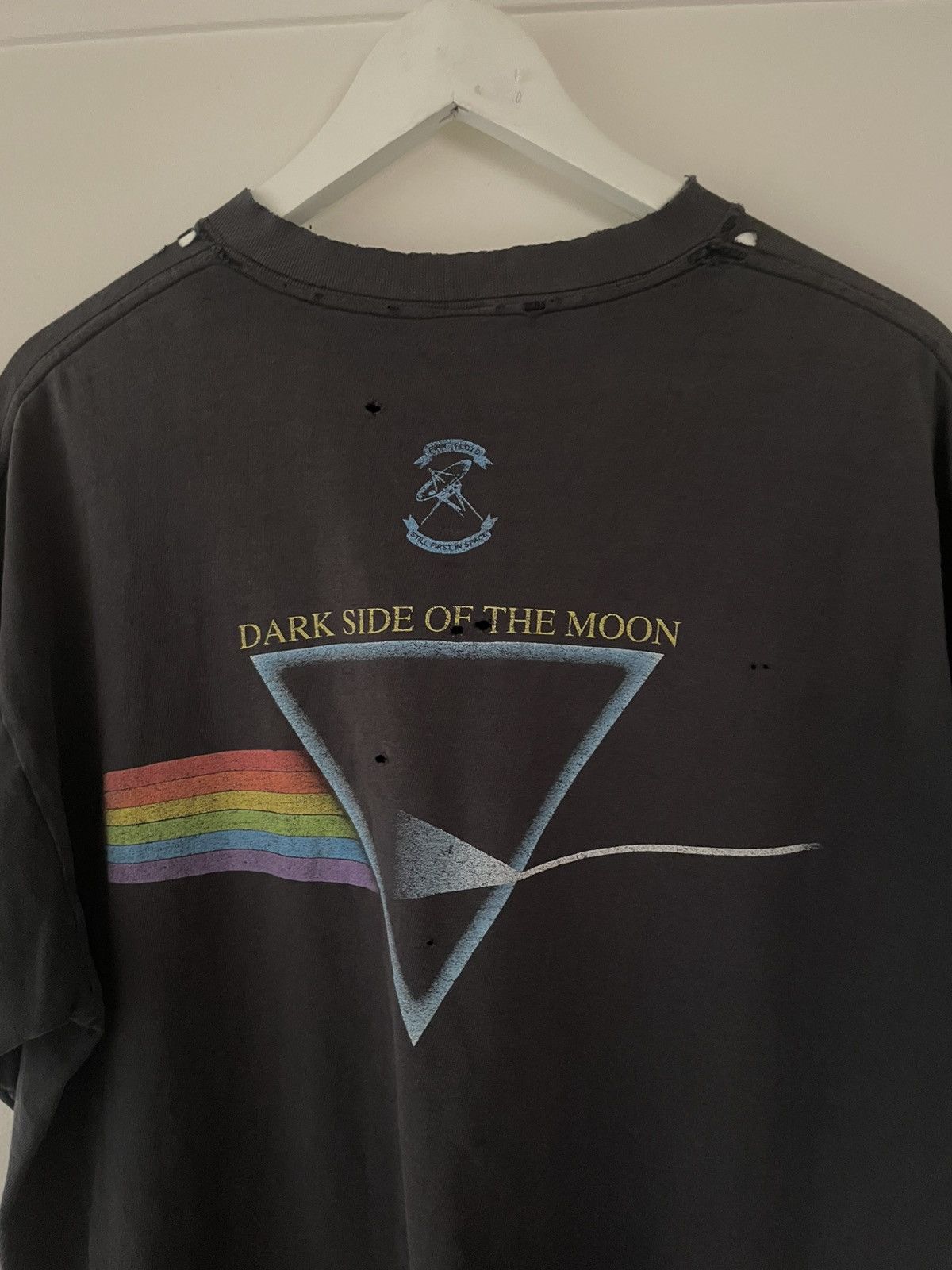 Pink Floyd Vintage Faded & Distressed Pink Floyd Dark Side of the Moon Size US M / EU 48-50 / 2 - 3 Thumbnail