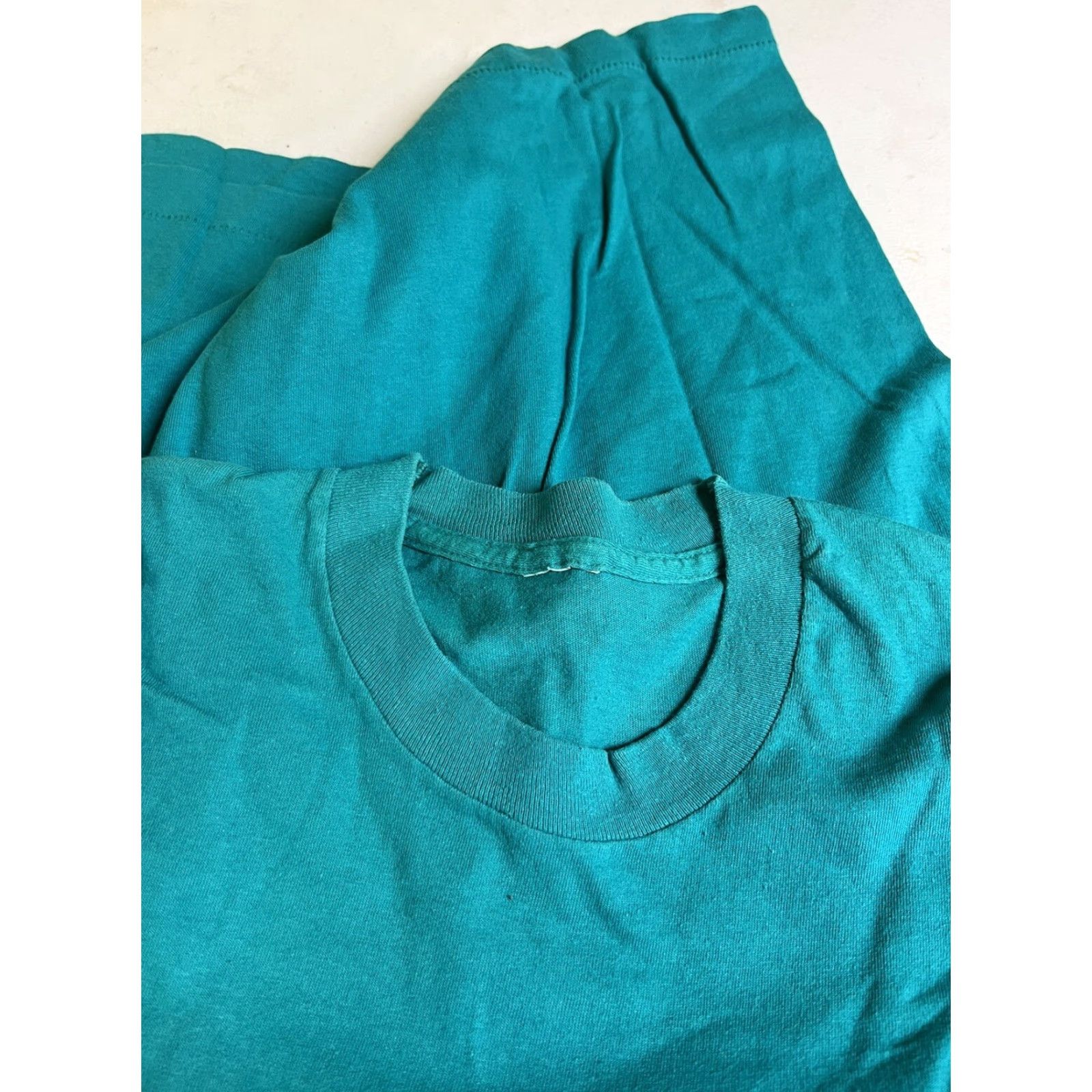 Vintage VINTAGE T-Shirt Green Pocket Crew Neck Short Sleeve M Men Classic Cotton Stitch Single Size US M / EU 48-50 / 2 - 4 Thumbnail