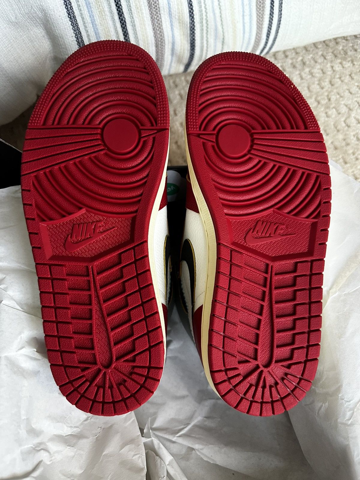 Jordan Brand Union LAxJordan 1 RetroHigh Chicago Shadow Sz 8.5M-*IN HAND* Size US 8.5 / EU 41-42 - 4 Thumbnail