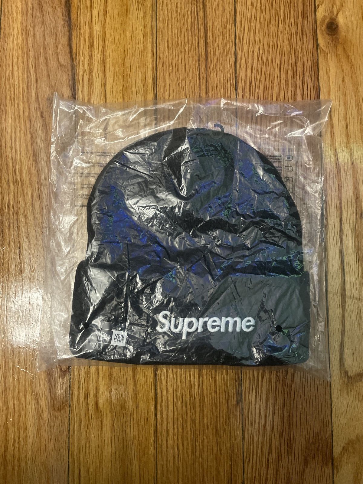 New Era × Supreme Brand New Supreme Box Logo New Era Beanie 🔥 Size ONE SIZE - 3 Thumbnail