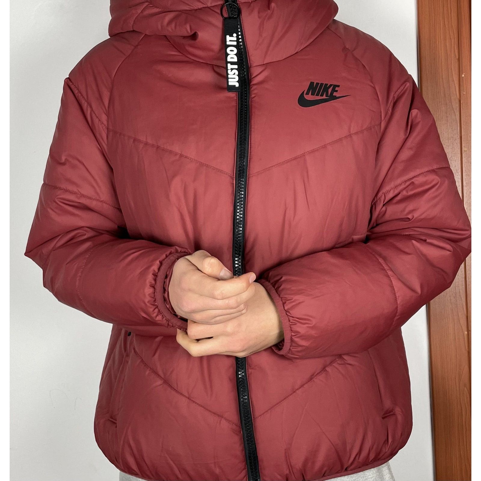 Nike Nike Just Do It Women's Long Sleeve Full Zip Puffer Jacket M Size M / US 6-8 / IT 42-44 - 2 Thumbnail