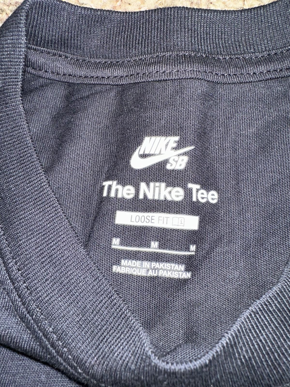 Nike Nike Men’s Skateboarding SB Blue/Gold Scorpions Black T-Shirt Size US M / EU 48-50 / 2 - 4 Thumbnail
