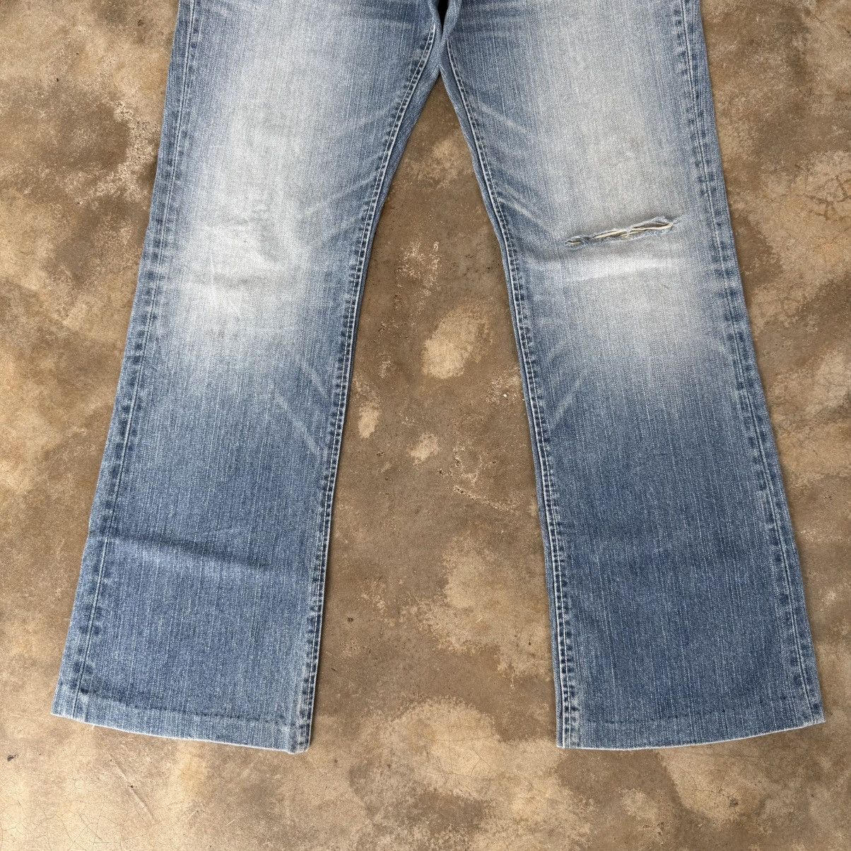 Wrangler VINTAGE WRANGLER FLARE LIGHT WASH DENIM JEANS PANTS Size US 33 - 3 Thumbnail