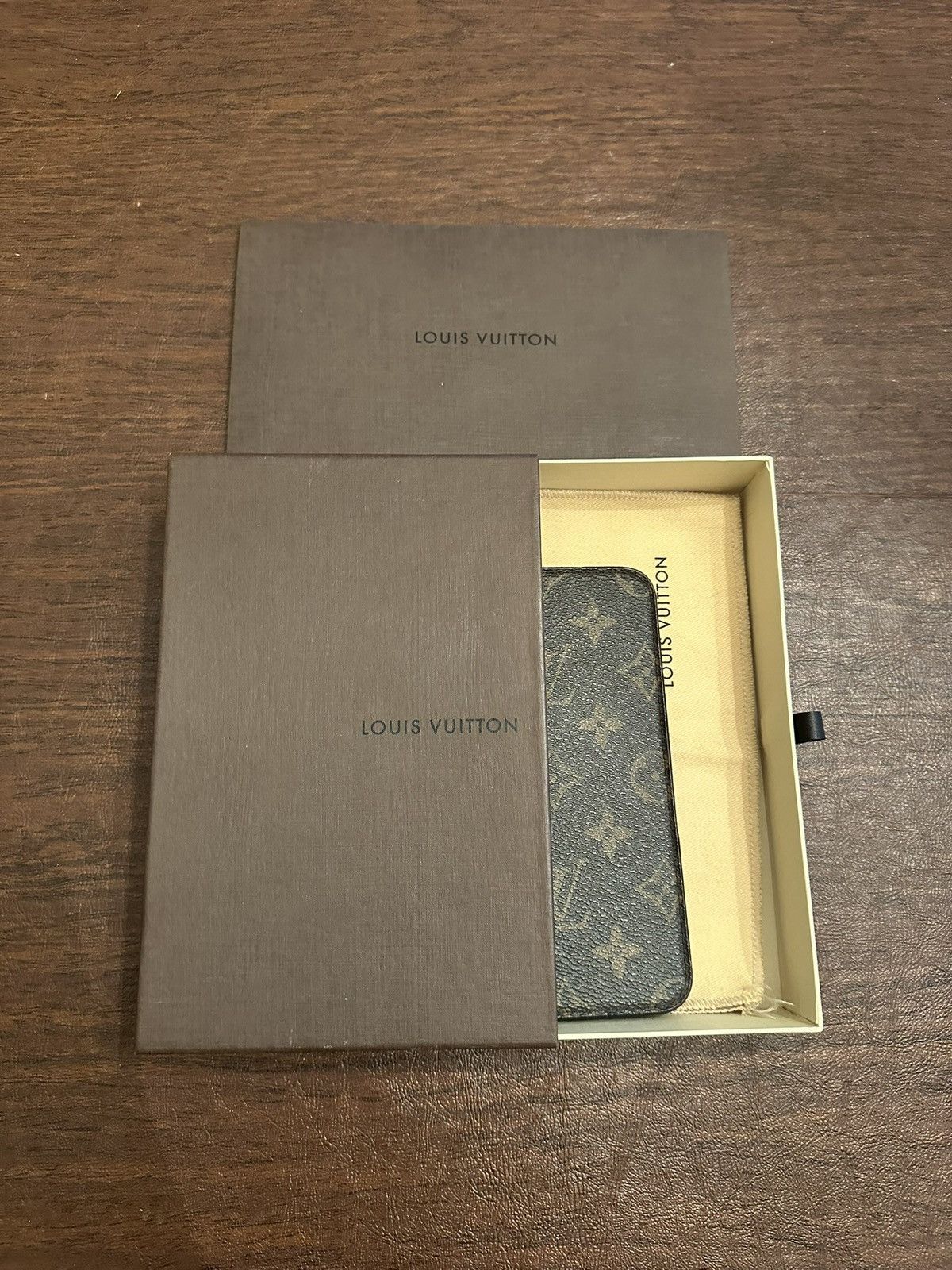 Louis Vuitton Louis Vuitton IPhone 6+/ 7 Phone Case Size ONE SIZE - 1 Thumbnail