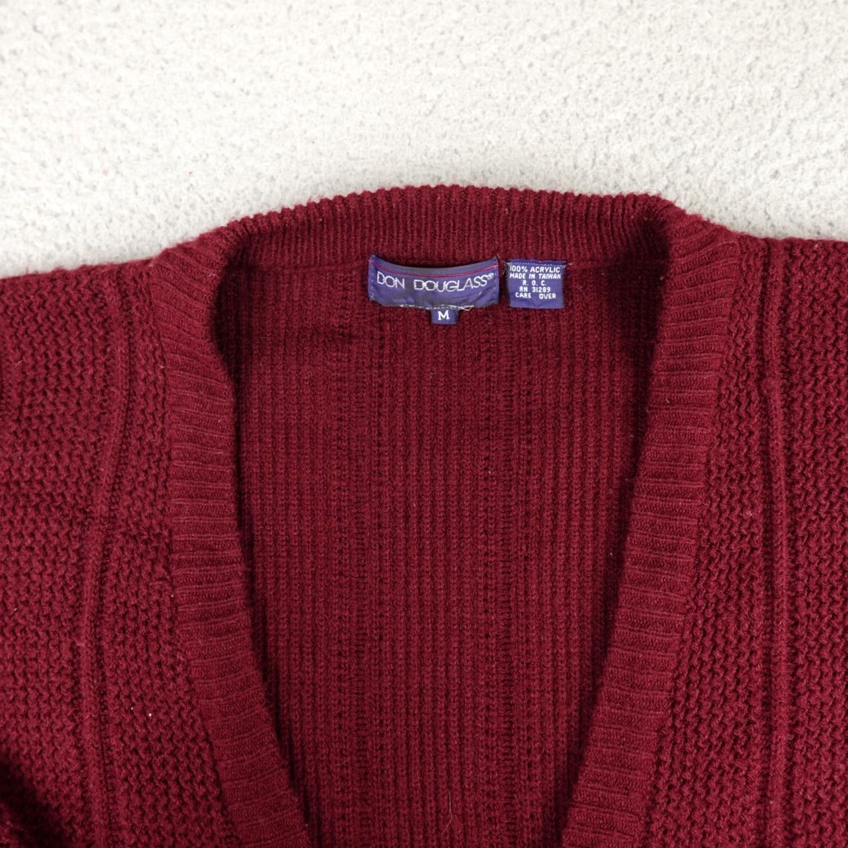Vintage VINTAGE Don Douglass Cardigan Sweater Men M Red V-Neck Button Size US M / EU 48-50 / 2 - 5 Thumbnail