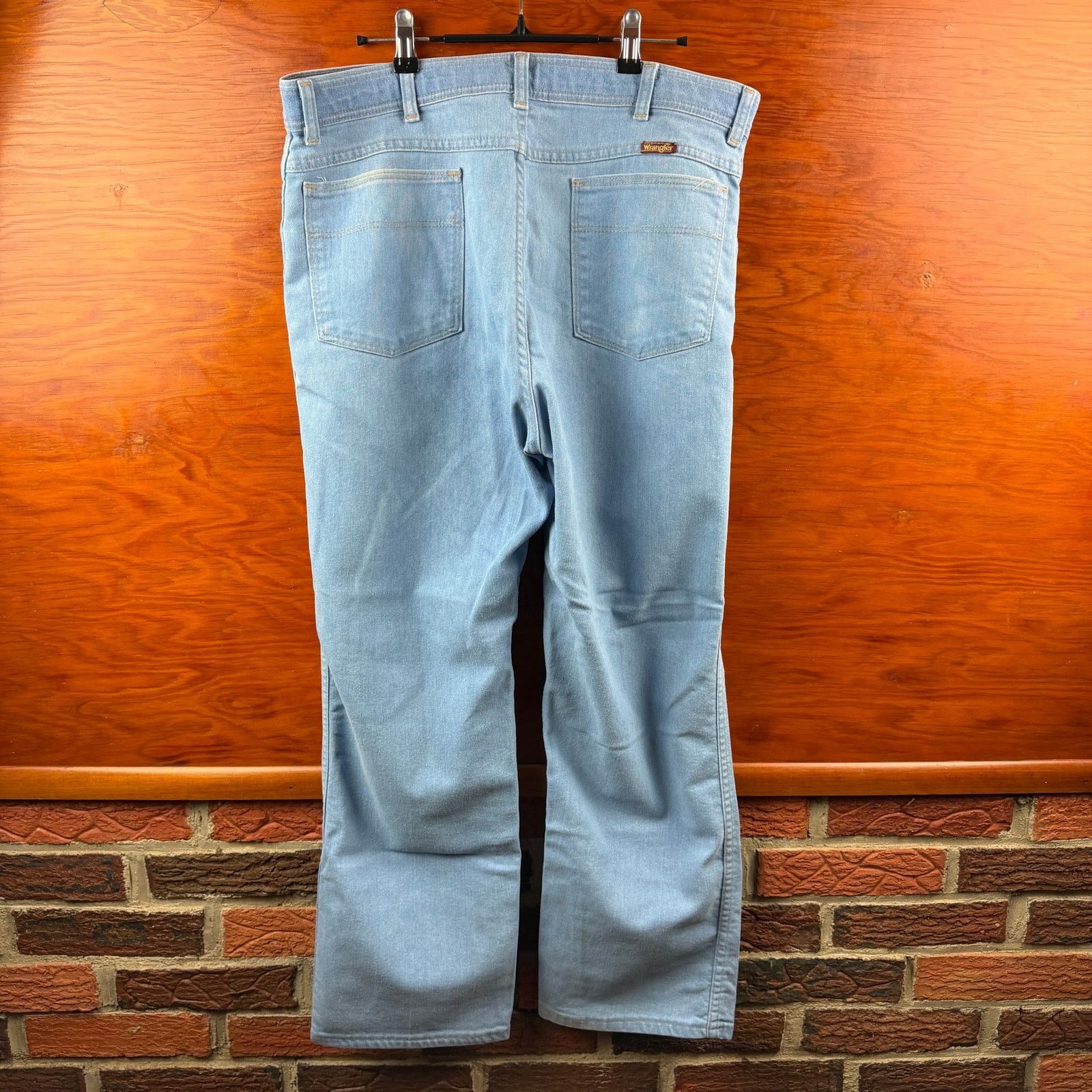 Wrangler Vintage Wrangler Blue Jeans light Wash Size 38x30 USA Made Size US 38 / EU 54 - 2 Thumbnail