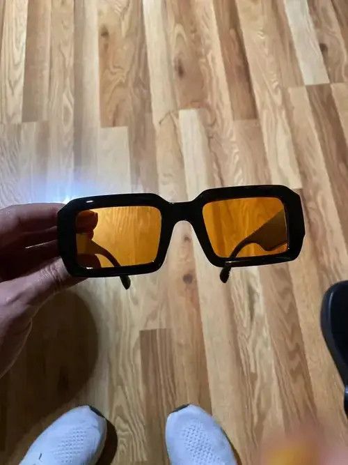 Electric Visual Yellow Color Trendy Sunglasess Size ONE SIZE - 4 Thumbnail