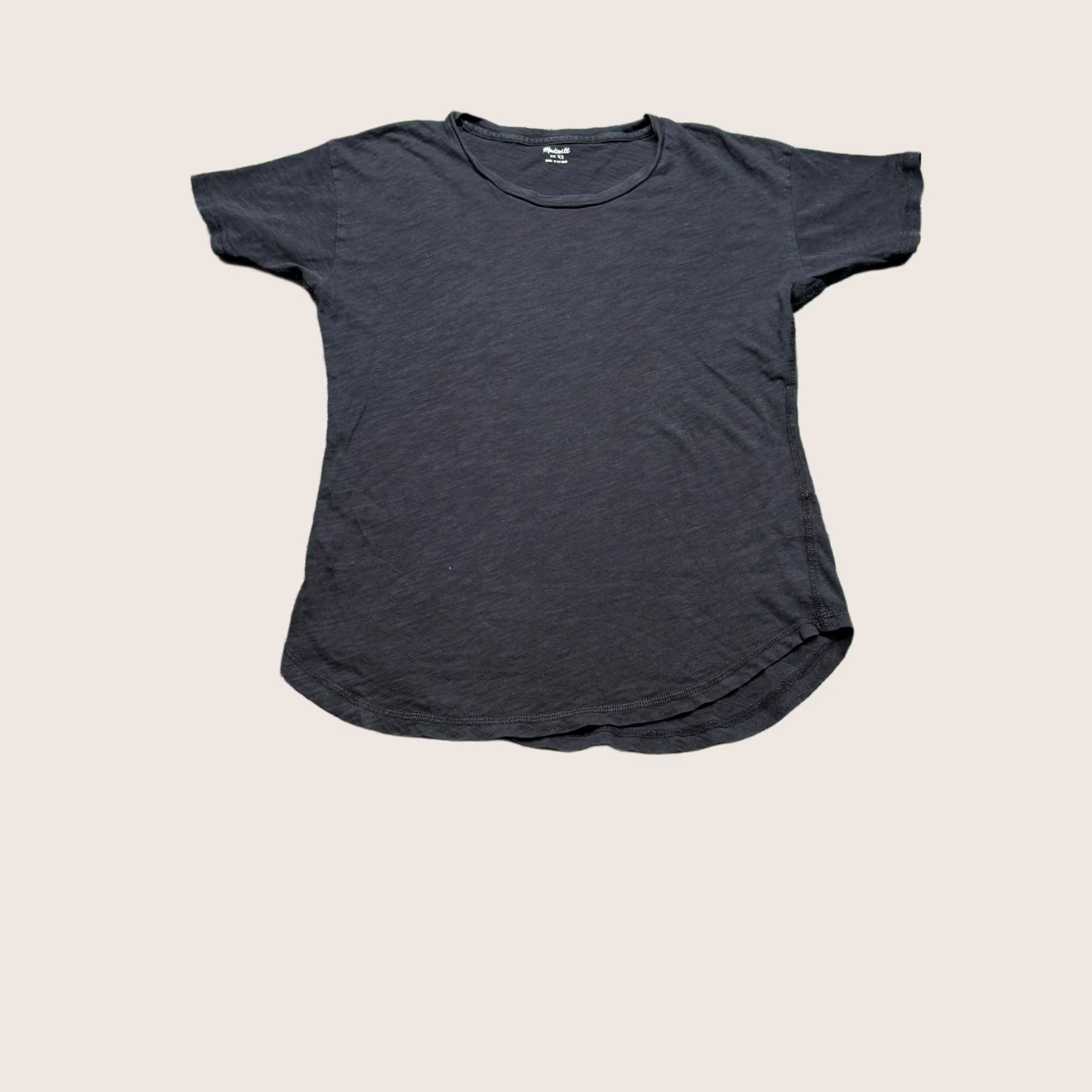 Madewell Madewell Shirt Women's XS Black Short Sleeve Blouse Lightweight Stretch Jersey Casual Modern Regular Fit Women’s Blouse Size S / US 4 / IT 40 - 1 Thumbnail