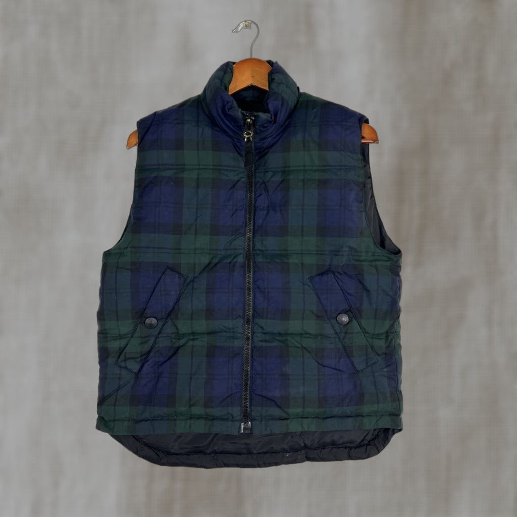 Eddie Bauer Eddie Bauer Vest Women Plaid Blue Green Zip Pockets Goose Down Nylon Size S - Small VINTAGE? No mention vintage; skip. Size S / US 4 / IT 40 - 1 Thumbnail