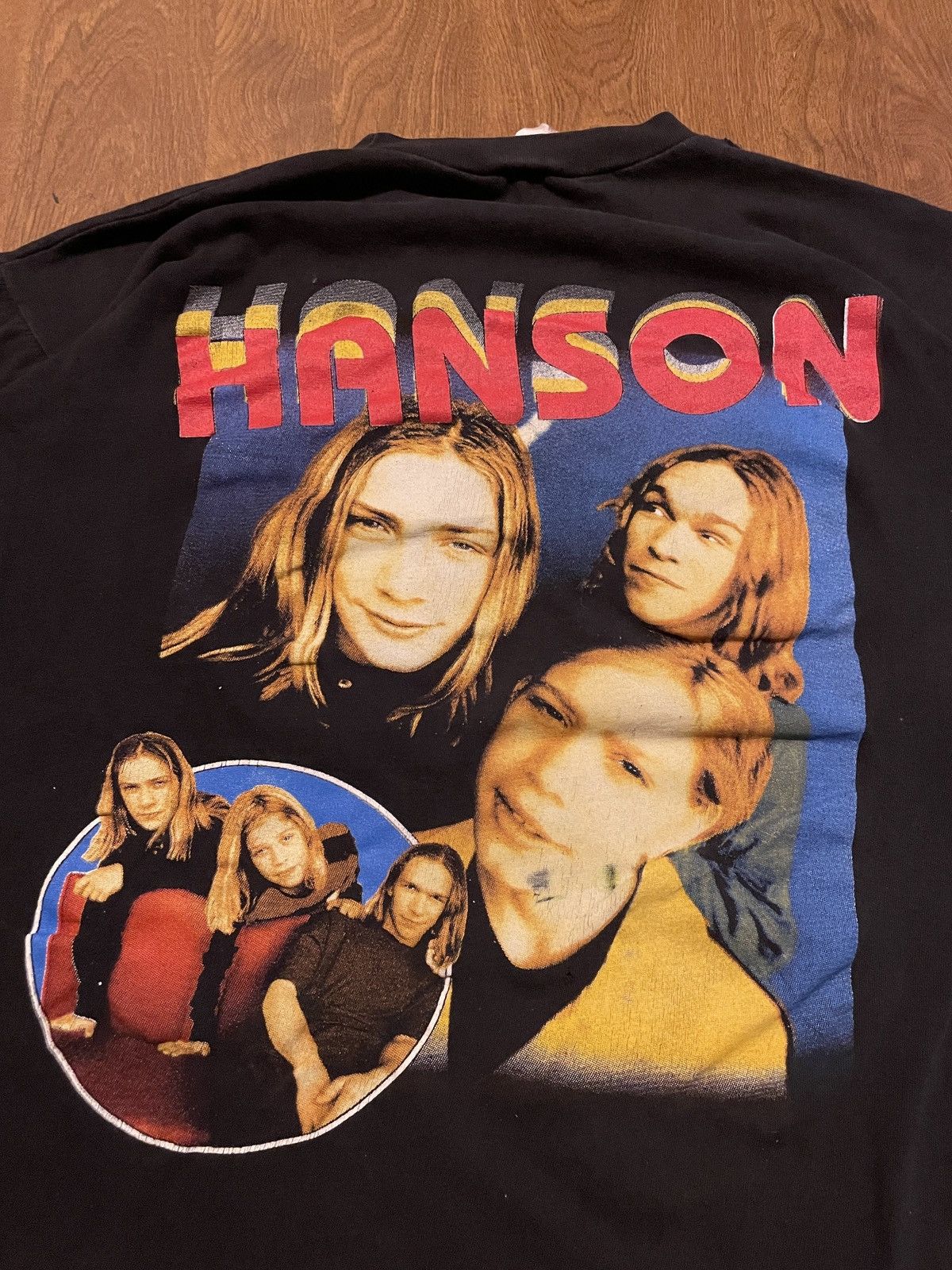 Late 90s Hanson Rap tee style boxy t shirt