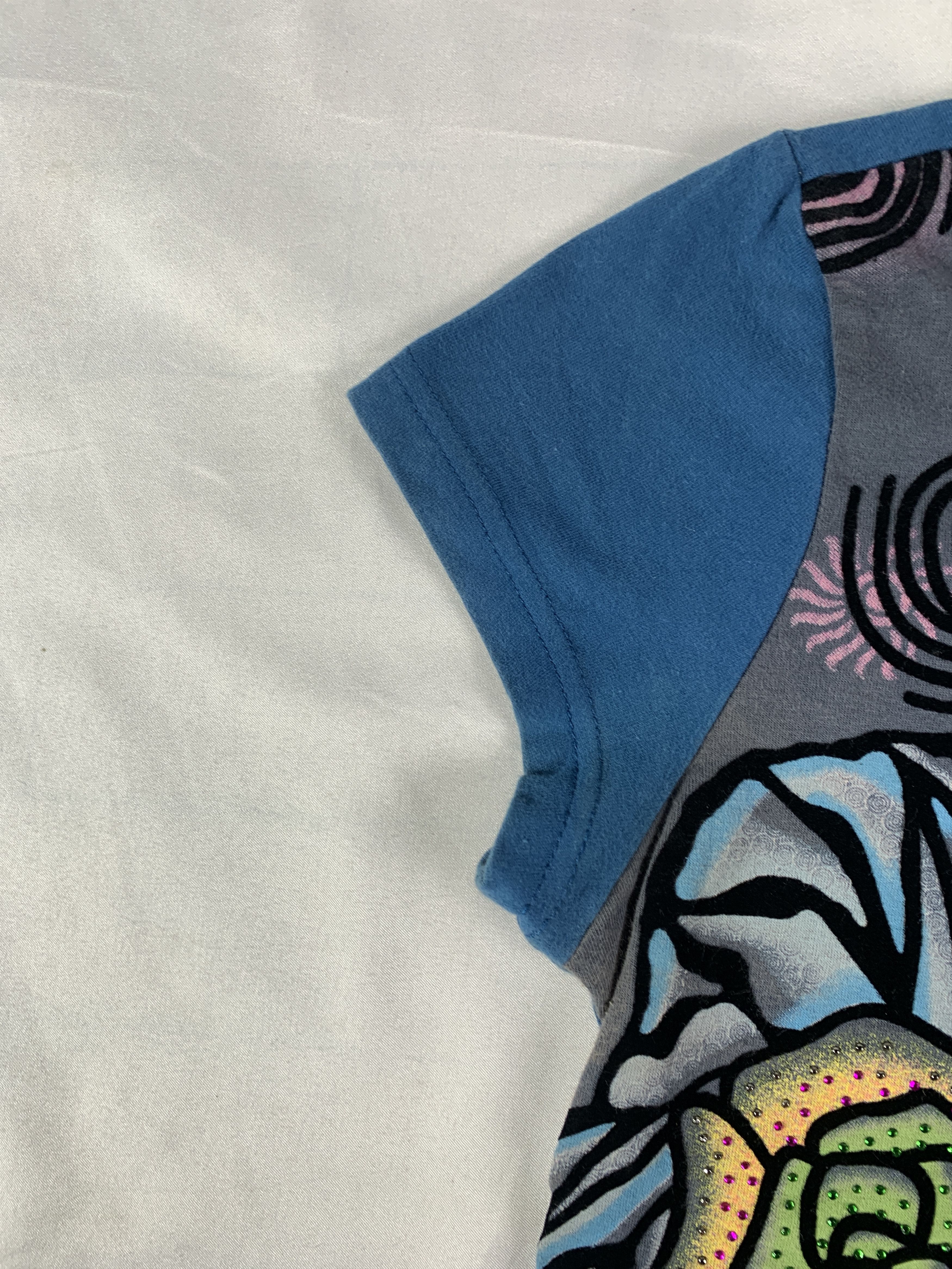 Japanese Brand Cardanro Girl Painting Art Tee (S) Size S / US 4 / IT 40 - 6 Thumbnail