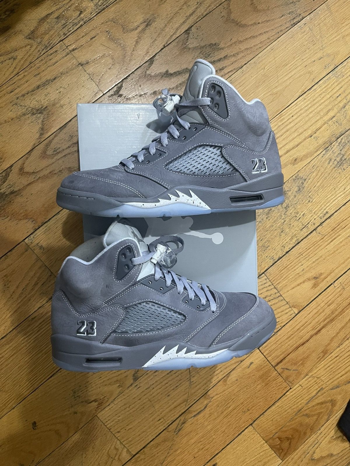 Jordan Brand Wolf grey 5s Size US 10 / EU 43 - 1 Thumbnail