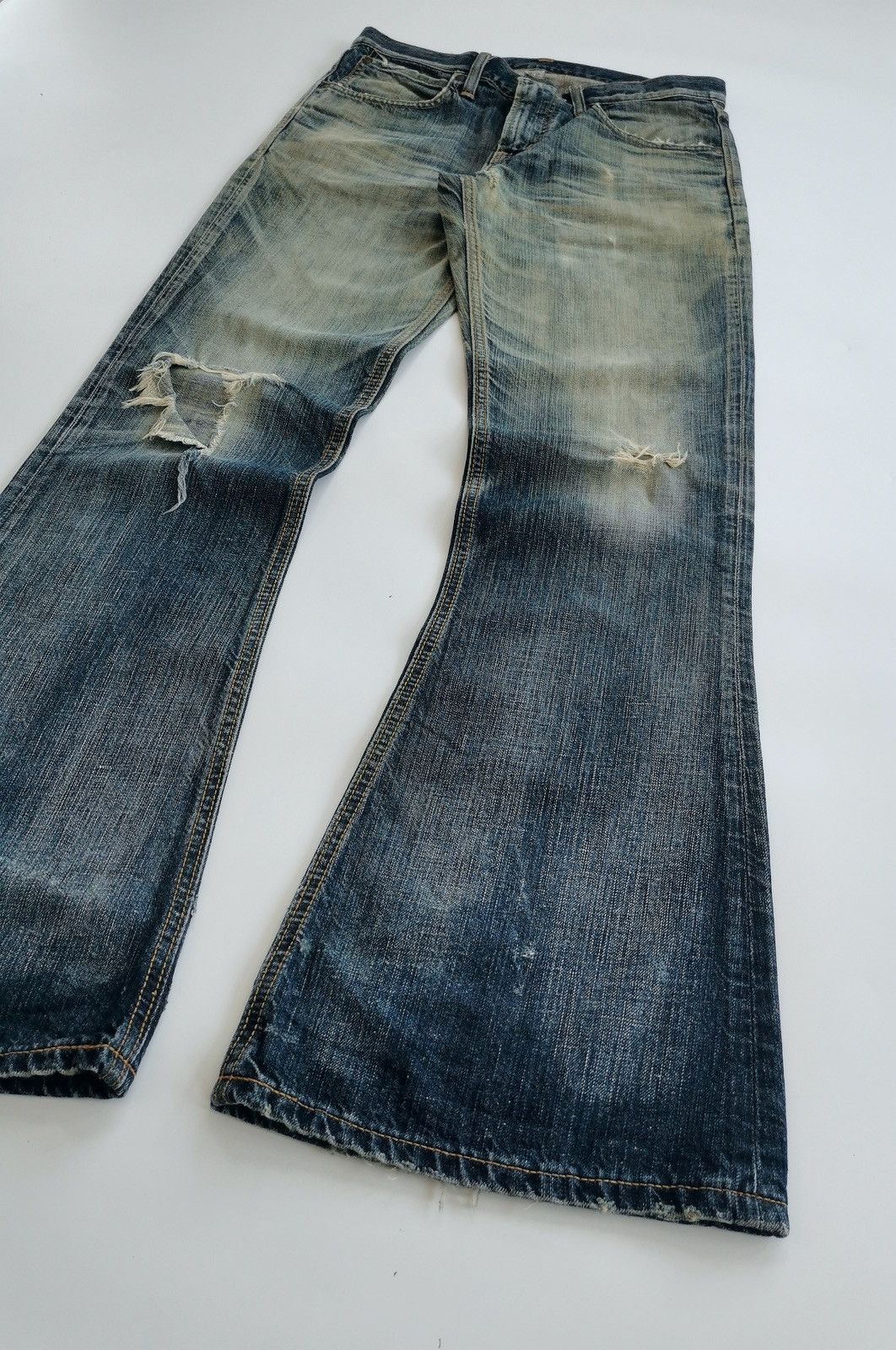 Edwin Bootcut Thrashed Edwin 500RV Mud Distressed Jeans ERD Grunge Size US 31 - 4 Thumbnail