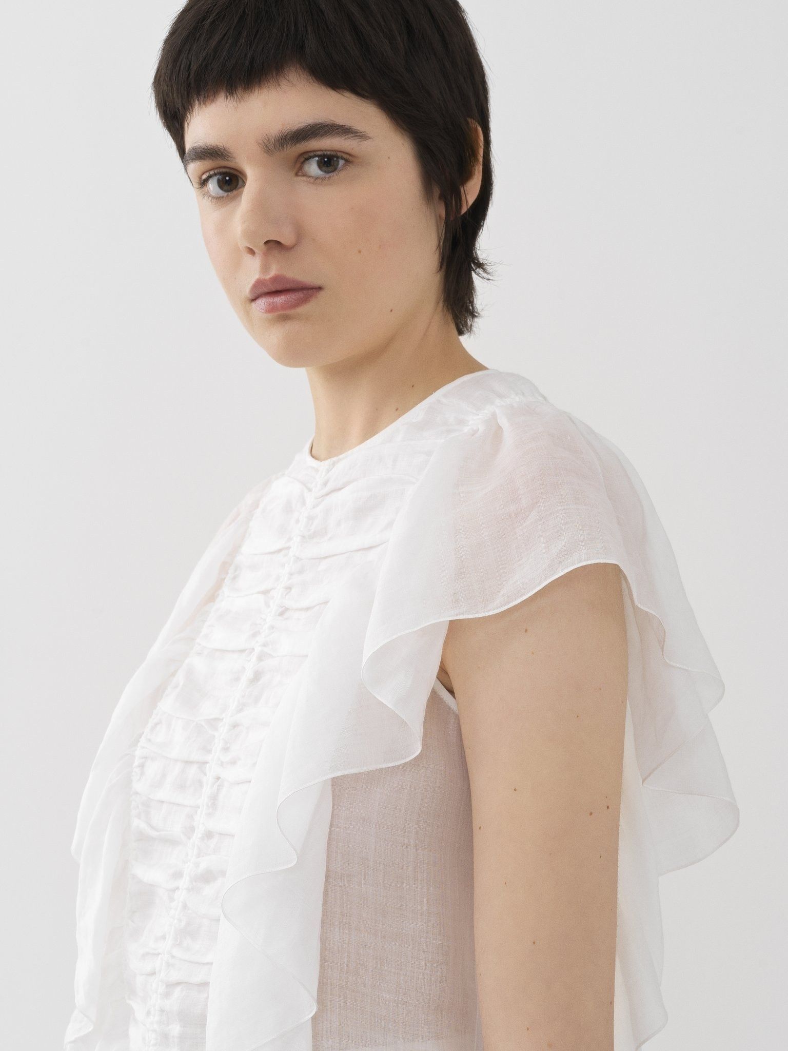 Chloe o1y0825 Short Sleeves Blouse in White Size M / US 6-8 / IT 42-44 - 4 Thumbnail