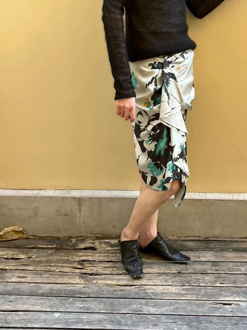 Dries Van Noten Dries Van Noten Pure and innocent silk-printed pleated des Size 39" - 4 Thumbnail