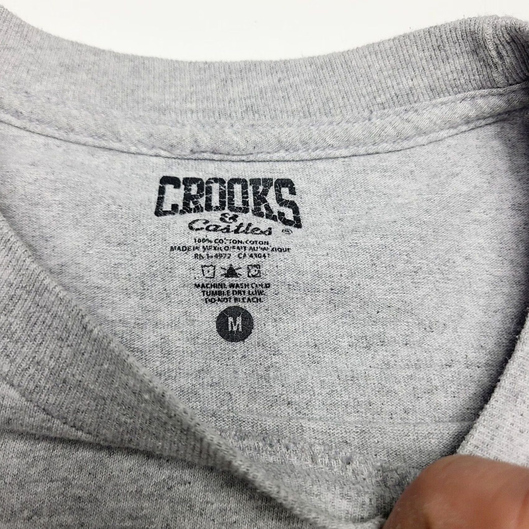 Crooks & Castles Crooks & Castles Cant Stop the Crooks Graphic T Shirt Mens Medium Gray Short Sleeve Regular T-Shirt Hip Hop Sports Classic Mens Size US M / EU 48-50 / 2 - 3 Thumbnail