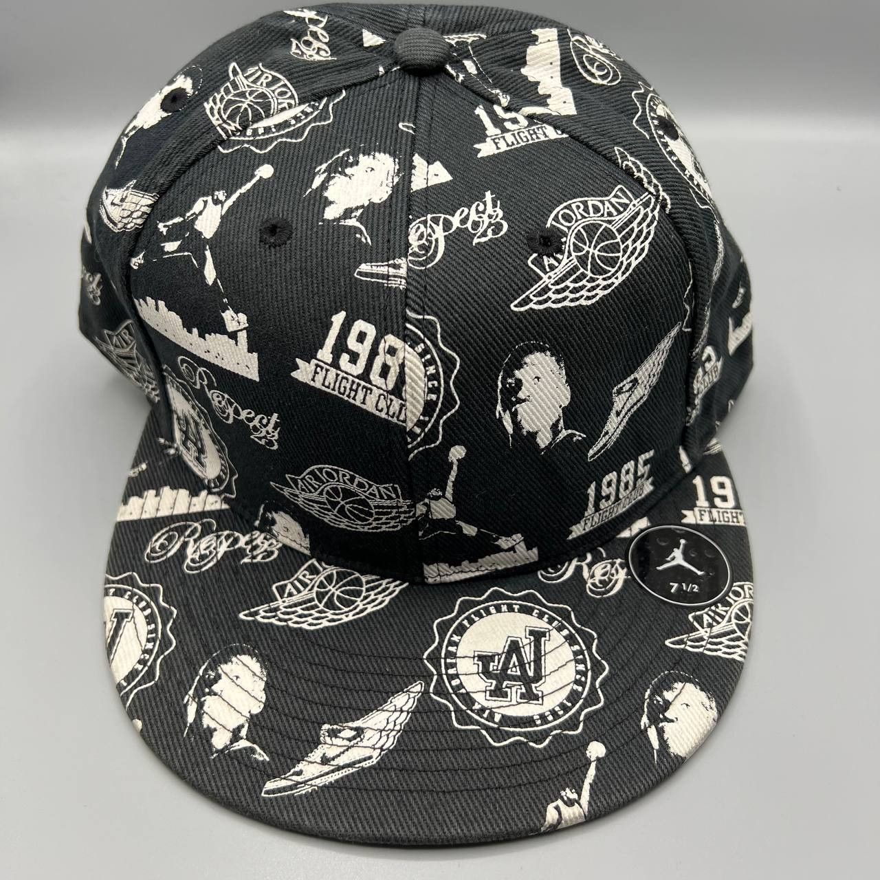 Air Jordan Hat Men 7 1/2 All Over Print Flight Fitted Cap