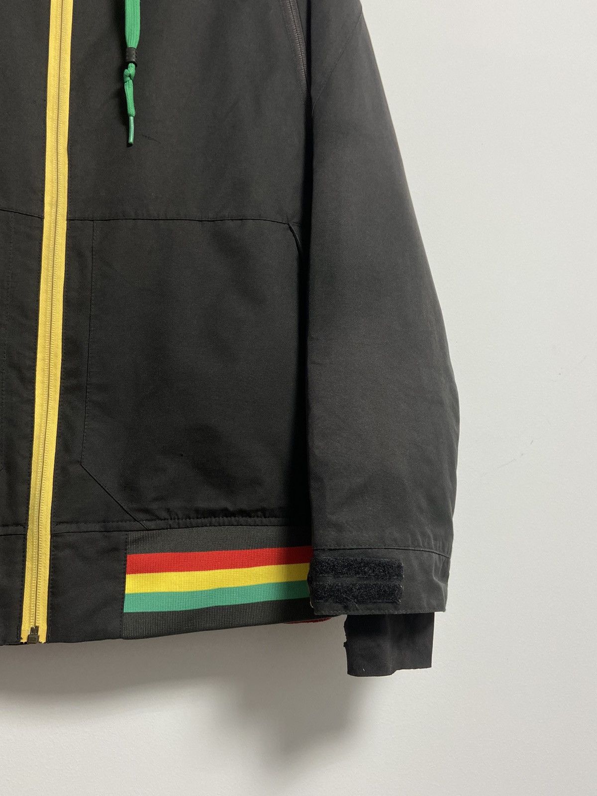 Vintage Oakley Vintage Jacket Y2K Style Logo hype Size US S / EU 44-46 / 1 - 3 Thumbnail