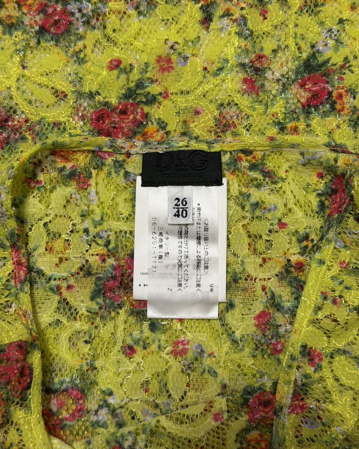 Dolce & Gabbana D&G Fall Winter 1999 Sheer Floral Lace Pencil Skirt Size 28" / US 6 / IT 42 - 6 Thumbnail