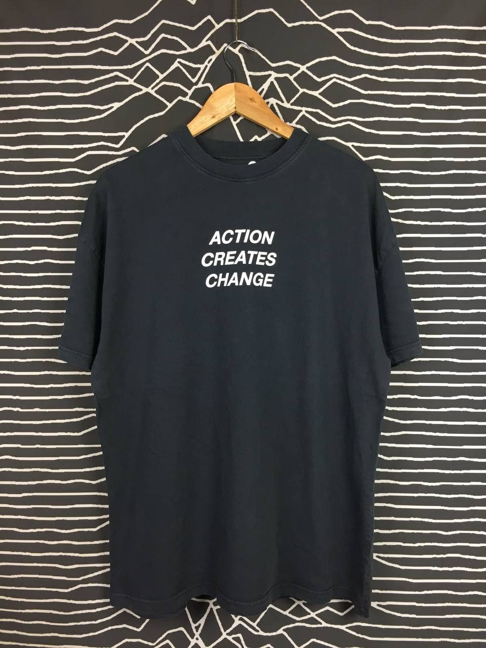 Vintage Action Creates Change All Power To The People Tee Size US S / EU 44-46 / 1 - 6 Thumbnail