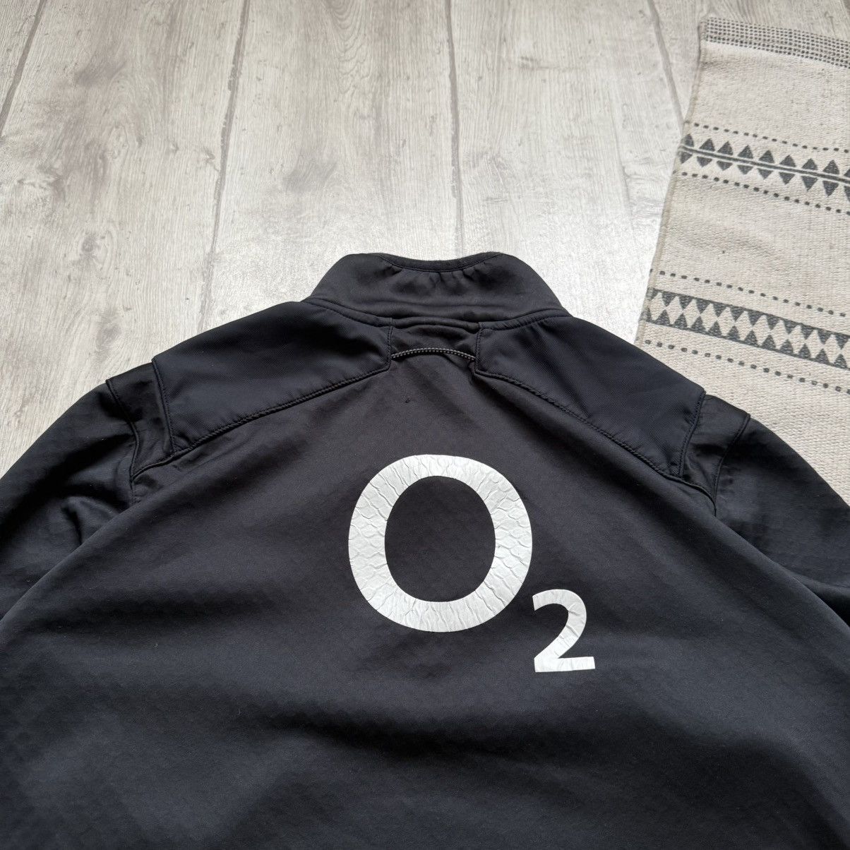 Canterbury of New Zealand 🏈 Blockore Canterbury England Rugby jersey thermal sweater Size US M / EU 48-50 / 2 - 9 Thumbnail