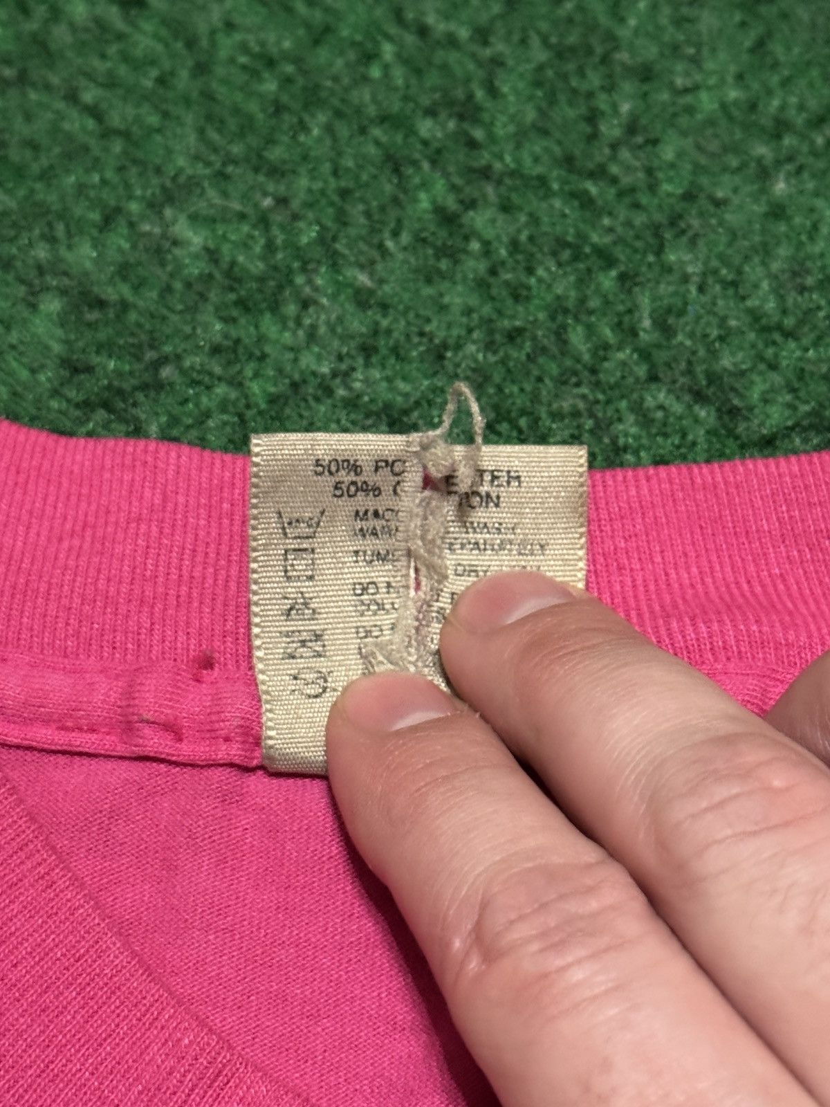 Vintage Vintage 80s Horse Animal Print Tee Pink Med Retro T Shirt Size M / US 6-8 / IT 42-44 - 5 Thumbnail
