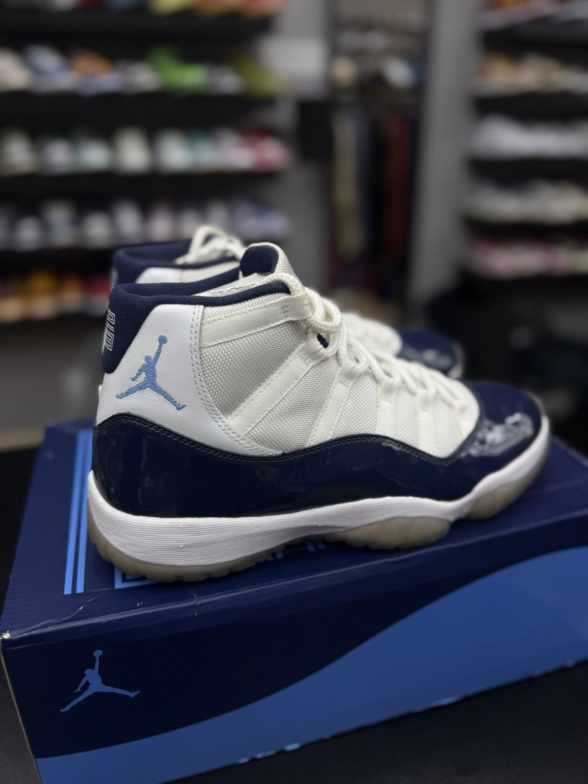 Jordan Brand Jordan 11 Win Like 82 (378037-123) Size 10.5 🧼 Size US 10.5 / EU 43-44 - 2 Thumbnail