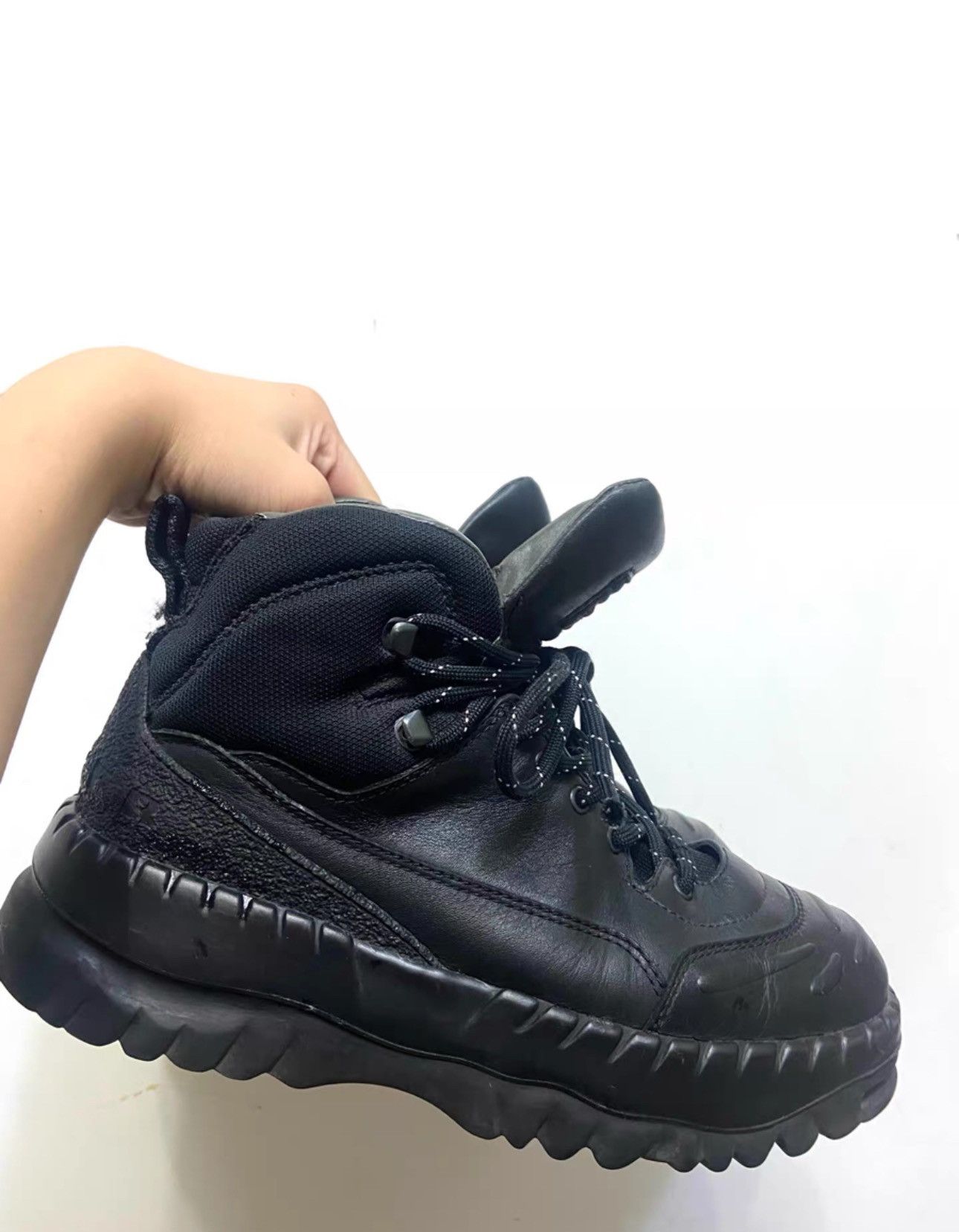 Kiko Kostadinov Camper Teix | Grailed