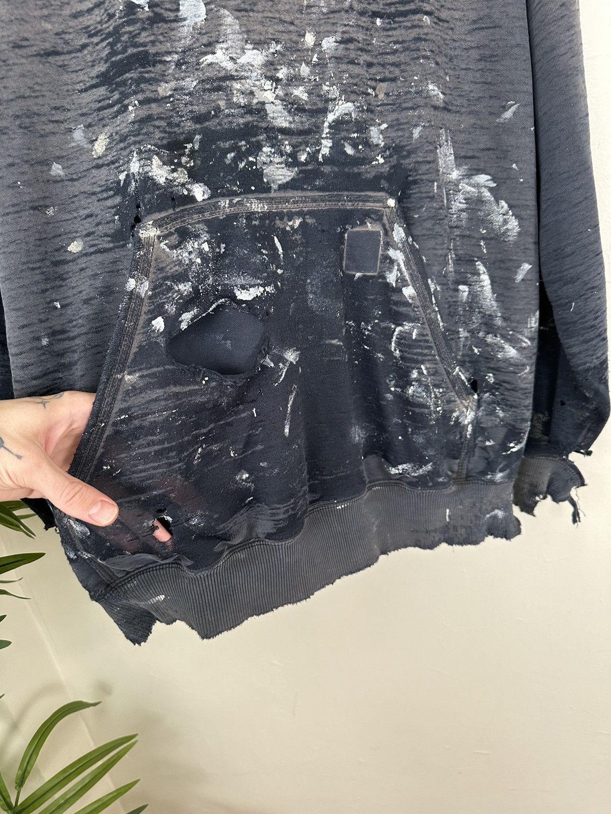 Carhartt × Vintage (XL) INSANE THRASHED SHEER Navy Carhartt Hoodie Size US XL / EU 56 / 4 - 8 Thumbnail