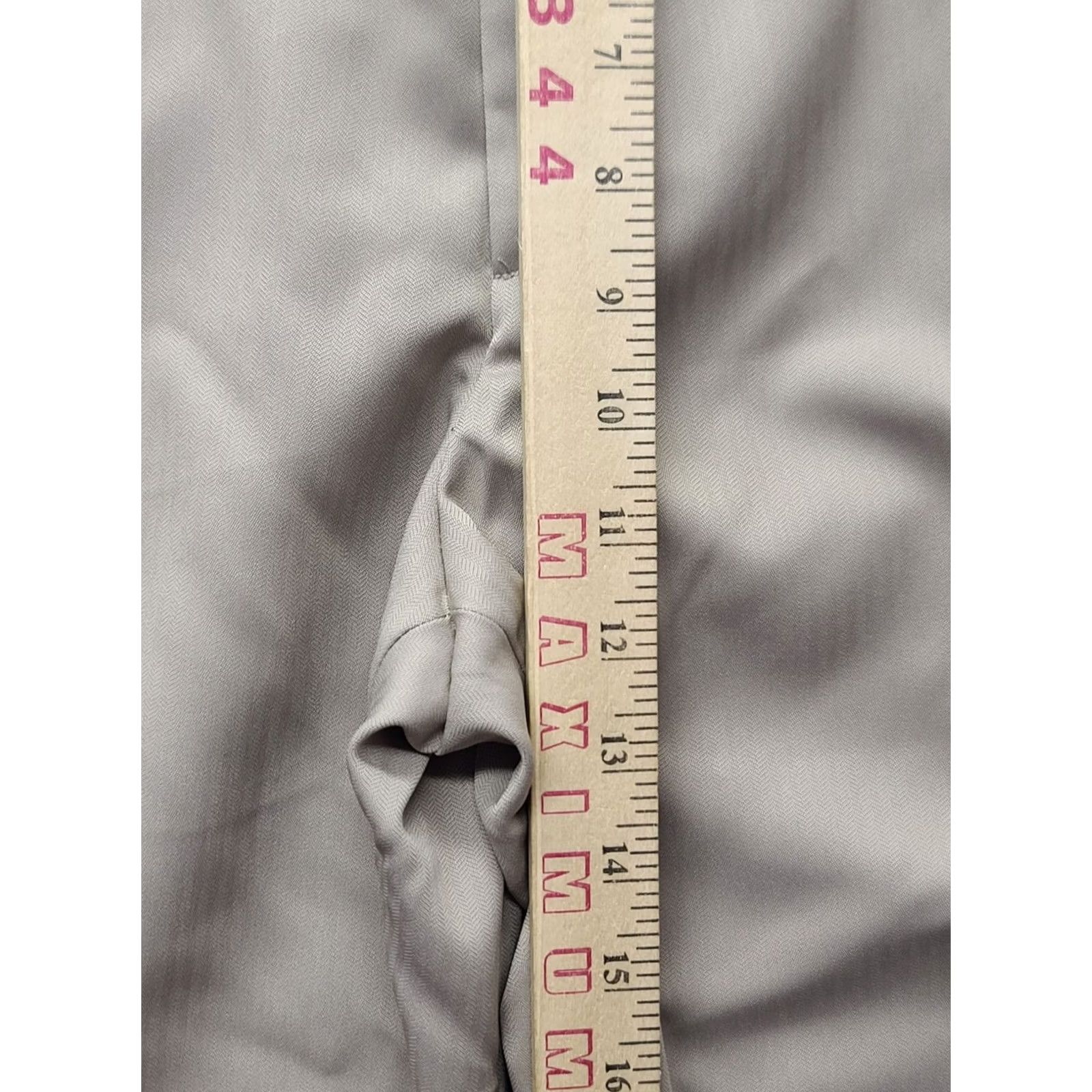 Haggar Haggar Smart Fiber Dress Pant Mens 36x30 Classic Fit Straight Leg Repreve Casual Dress Pants Mens 36 Beige Solid City Wedding Size US 36 / EU 52 - 6 Thumbnail